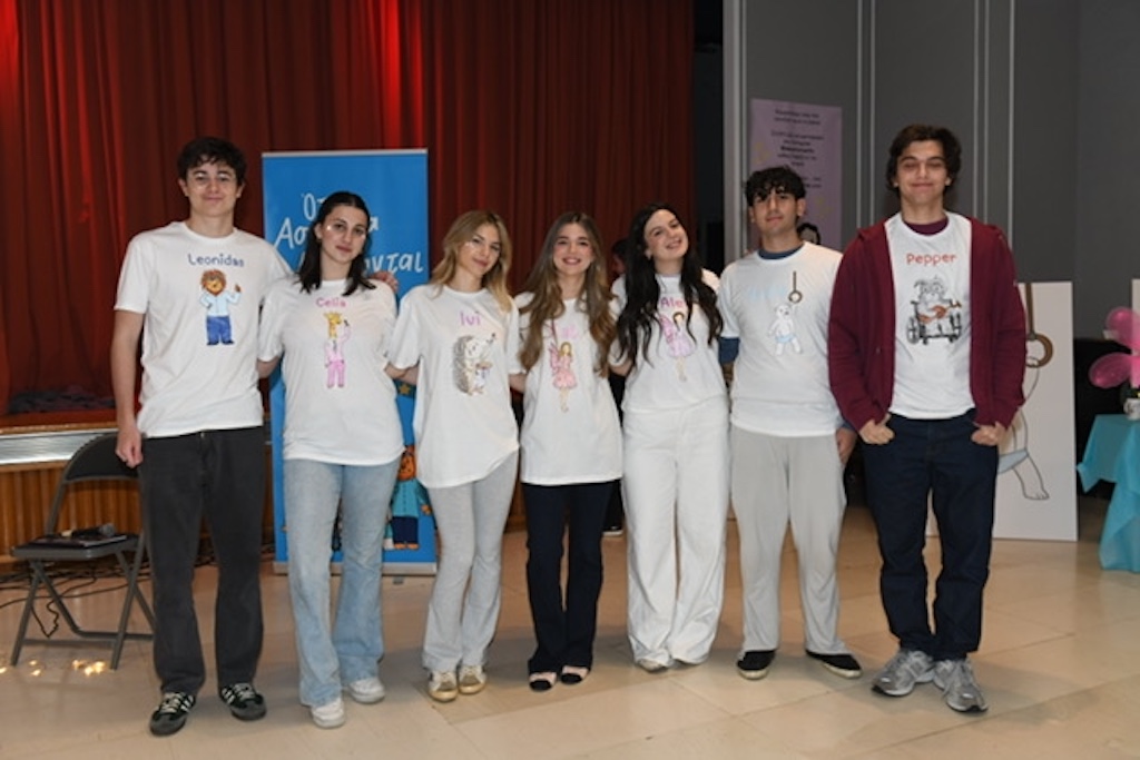 «Όταν Αστέρια Ενώνονται», Ένα παιδικό βιβλίο με κοινωνικό σκοπό