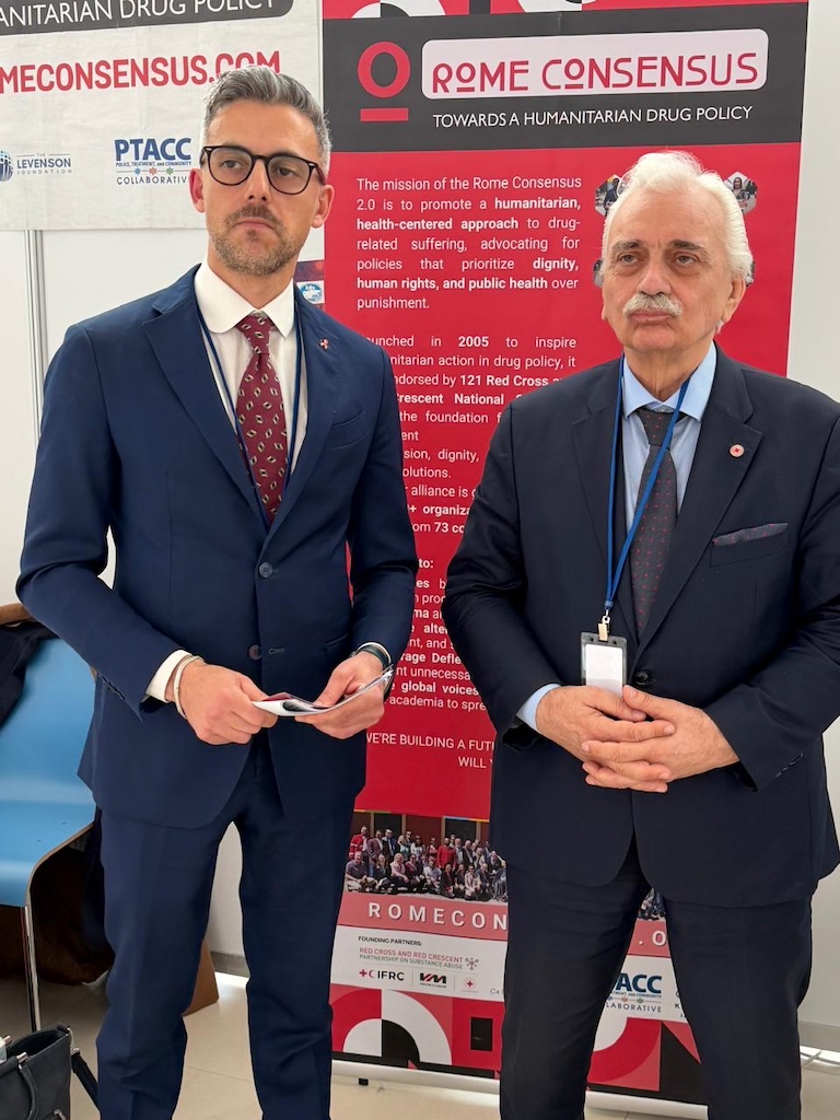 Ο Πρόεδρος του Ελληνικού Ερυθρού Σταυρού στην Επιτροπή Ναρκωτικών (CND) 