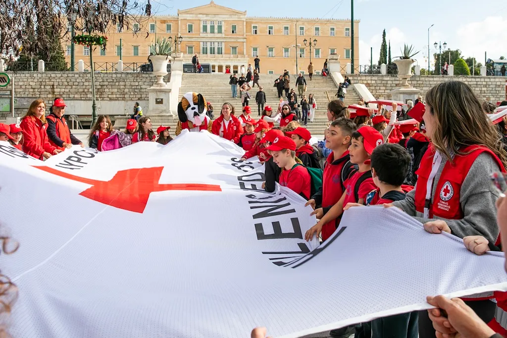 EEΣ: Προειδοποιητικά σημάδια και δυνατότητες πρόληψης εφηβικής κατάθλιψης & τάσης αυτοκτονίας