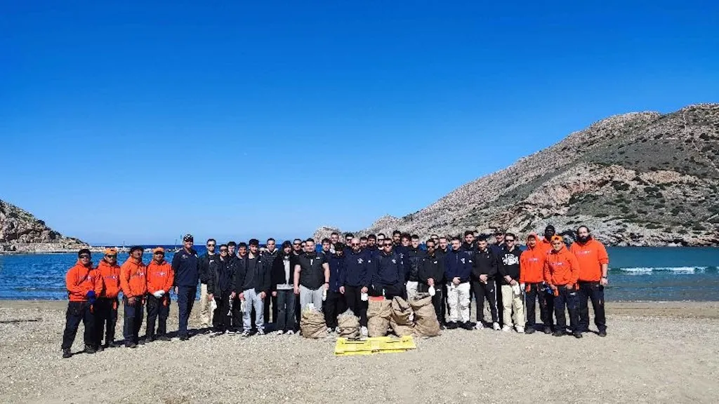 Το Typhoon Project ολοκληρώνει το 2ο κύκλο καθαρισμών σε έξι νησιά του Νοτίου Αιγαίου