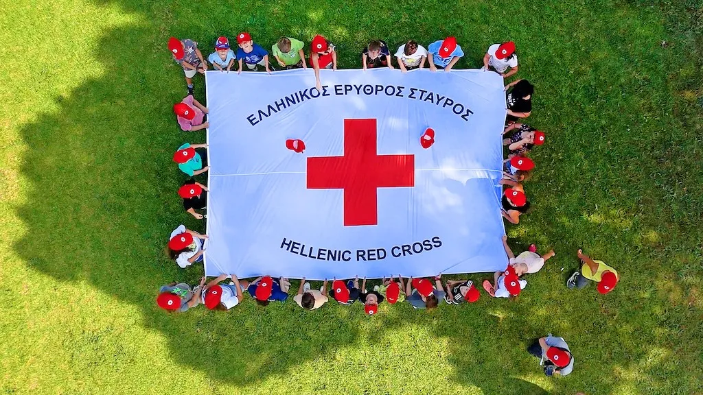 Eνημέρωση 200 παιδιών της κατασκήνωσης του Δήμου Αθηναίων για την ασφαλή κολύμβησ