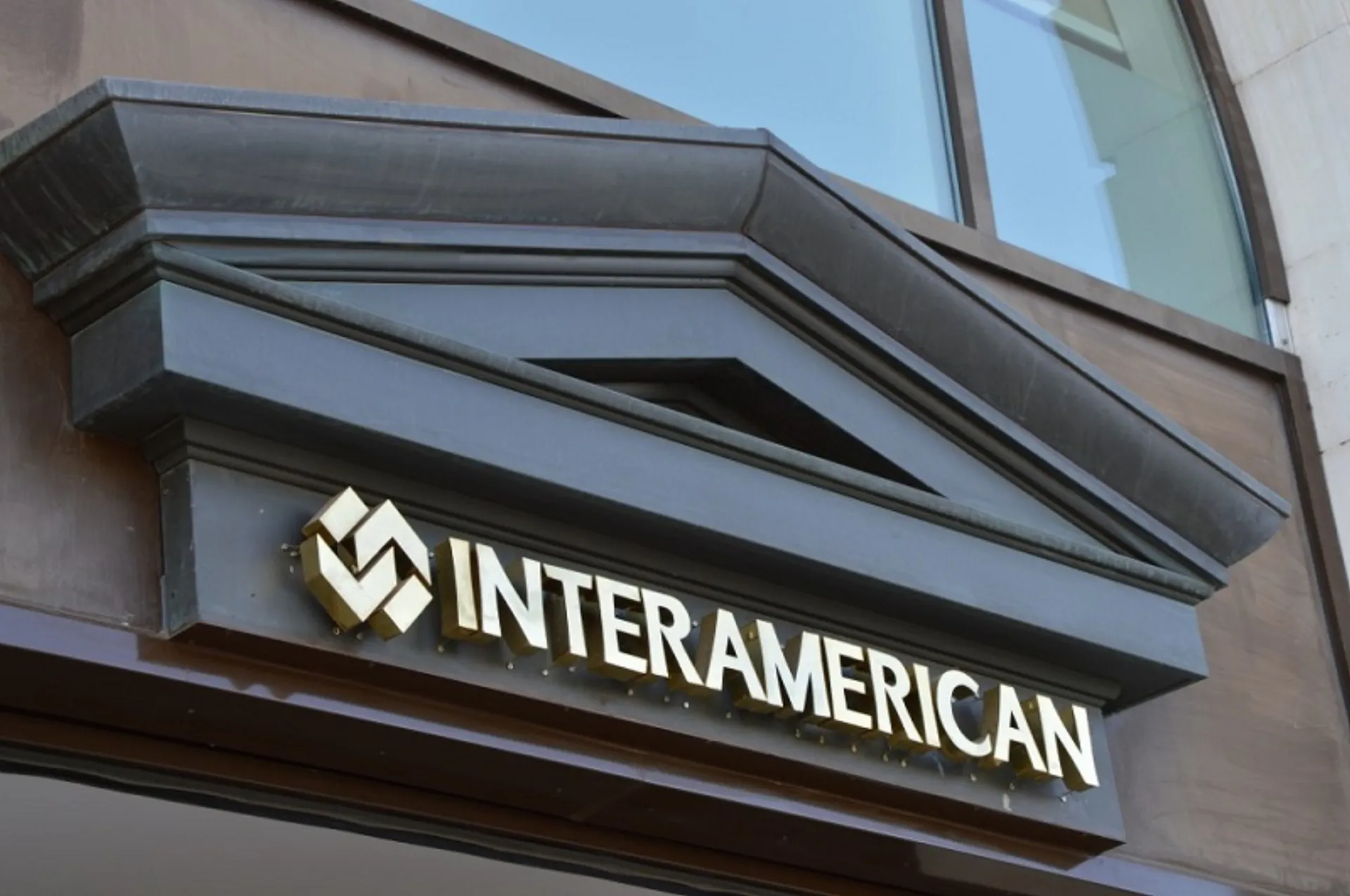 Η ΙΝΤERAMERICAN υποστηρίζει τα άτομα με αναπηρία στην Κρήτη