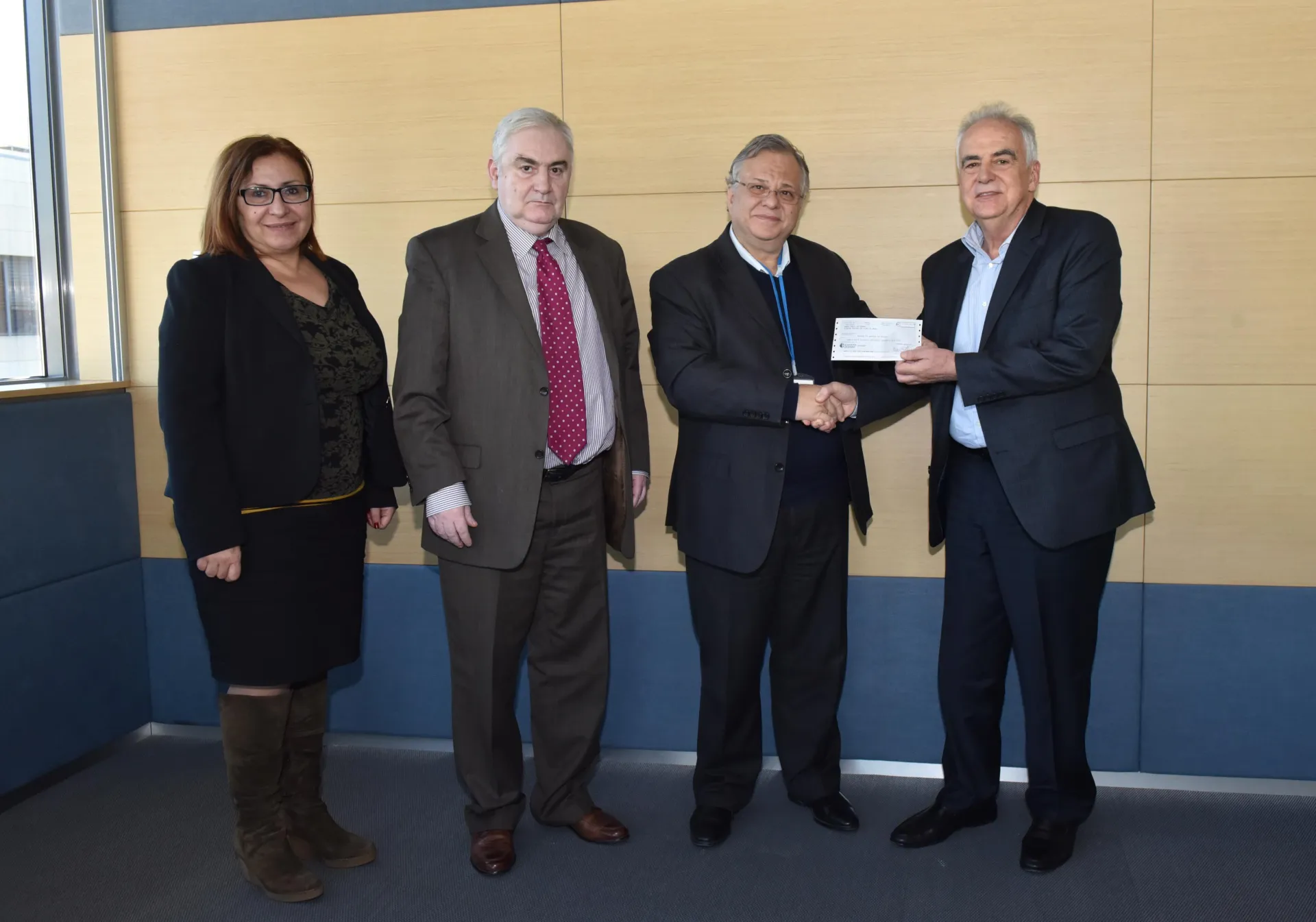 Ο Όμιλος ΕΛΛΗΝΙΚΑ ΠΕΤΡΕΛΑΙΑ στηρίζει 11 ΜΚΟ τα φετινά Χριστούγεννα του 2015