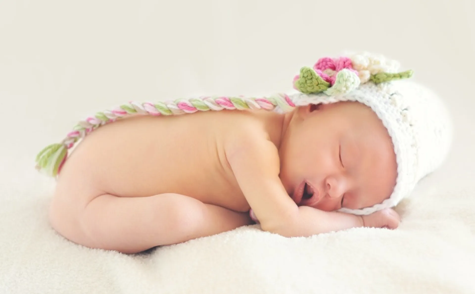 Η Εθνική Ασφαλιστική ασφαλίζει δωρεάν το νεογέννητο μωρό σας!