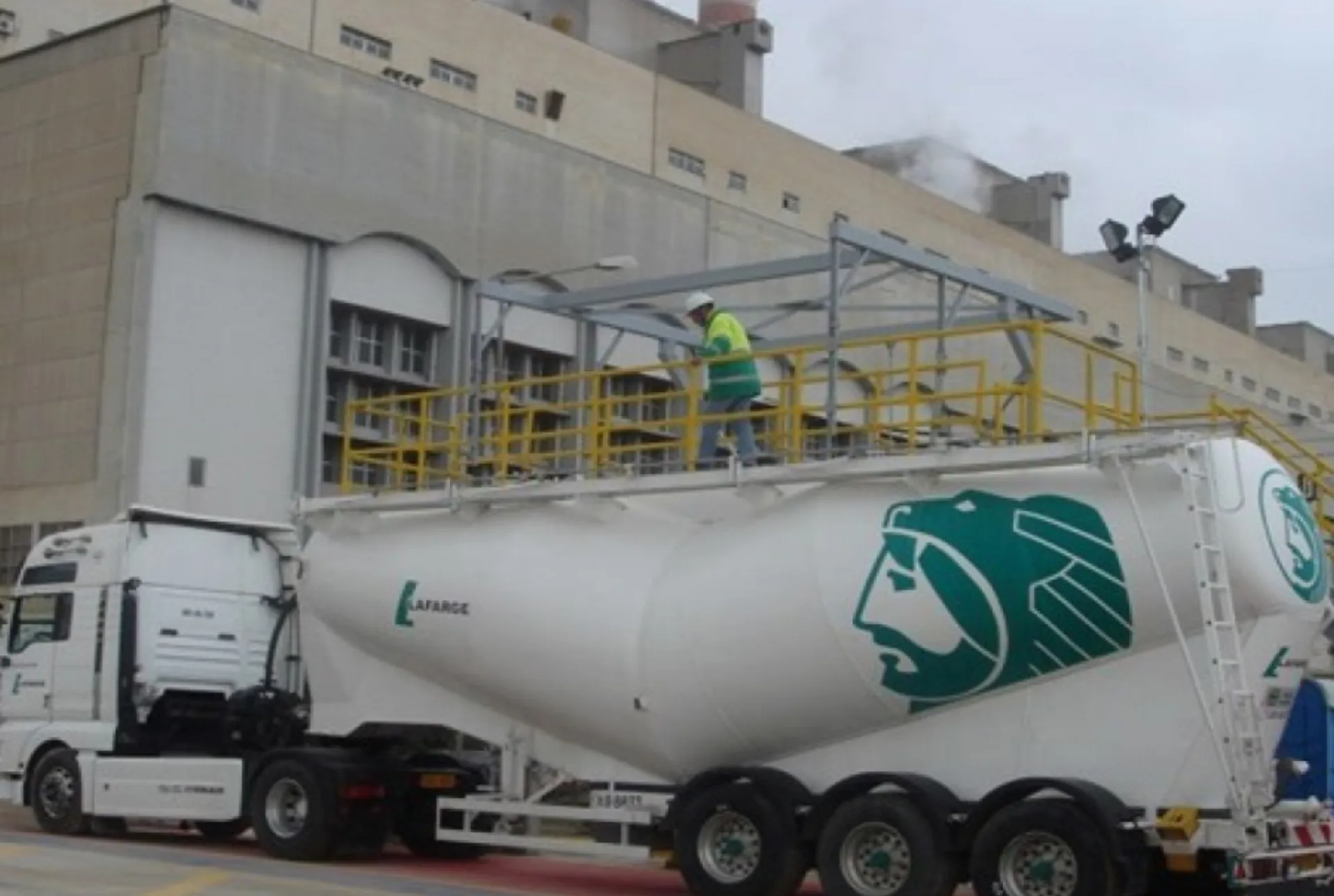 Eργο ανακατασκευής της Παιδικής Χαράς στην Αγριά με την υποστήριξη της ΑΓΕΤ ΗΡΑΚΛΗΣ