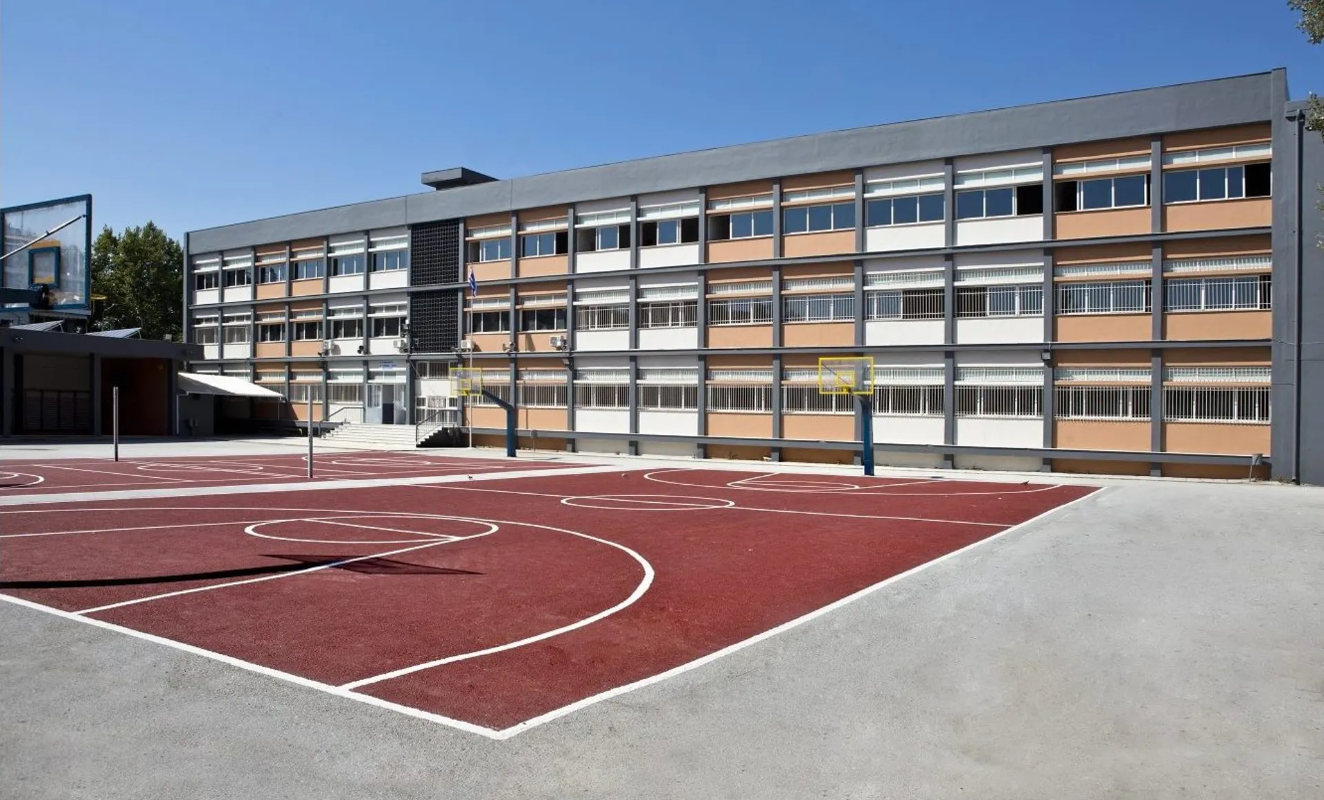 Coca-Cola Τρία Έψιλον: Σε 40 ημέρες “μεταμόρφωσε” το 14ο Γυμνάσιο Θεσσαλονίκης