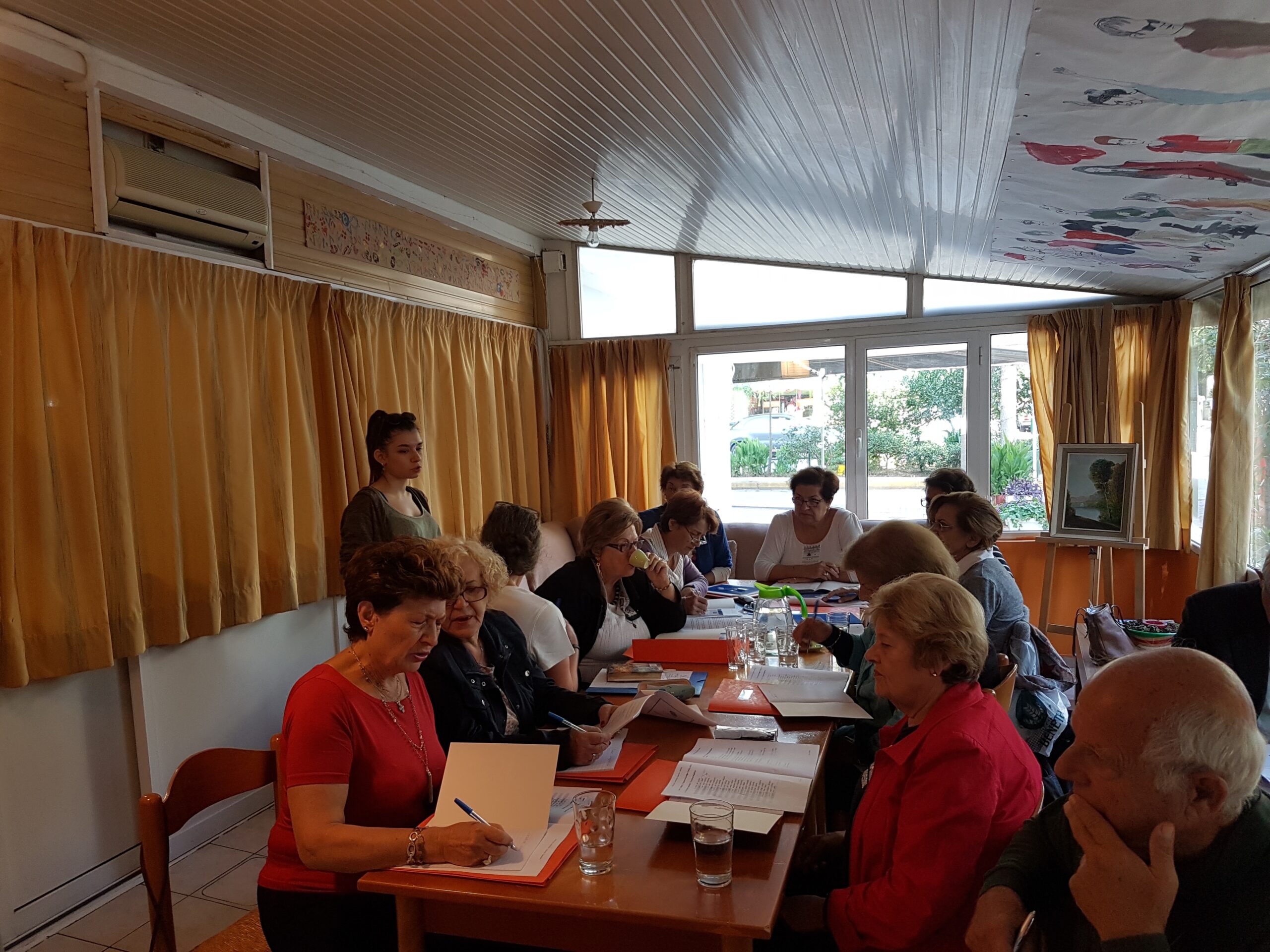 Δήμος Ηρακλείου Αττικής: Δωρεάν μαθήματα Αγγλικών για τα μέλη των ΚΑΠΗ