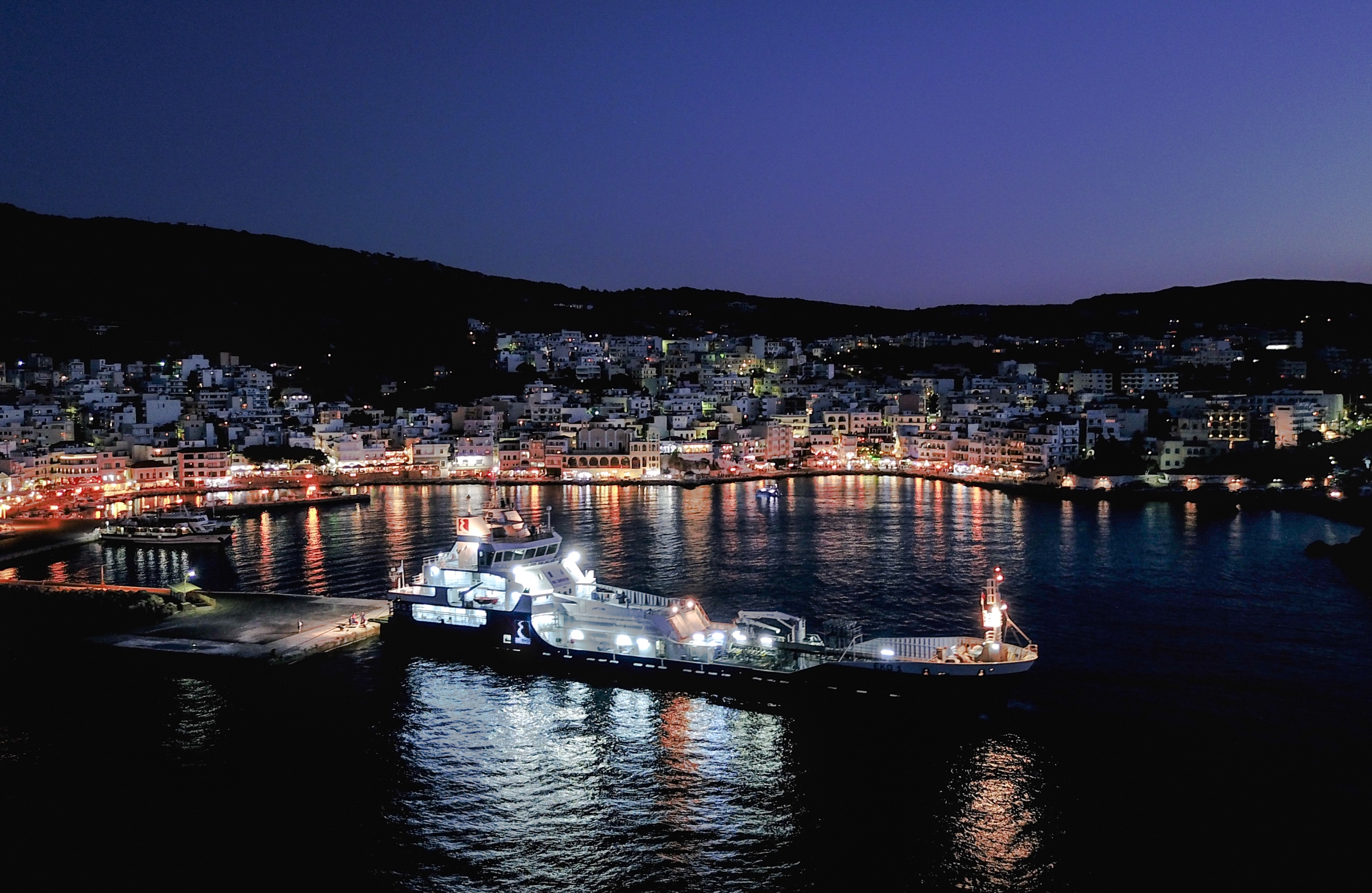 ΕΛΠΕ και ΕΚΟ προσφέρουν «ζεστασιά» σε 13 σχολεία των Δωδεκανήσων