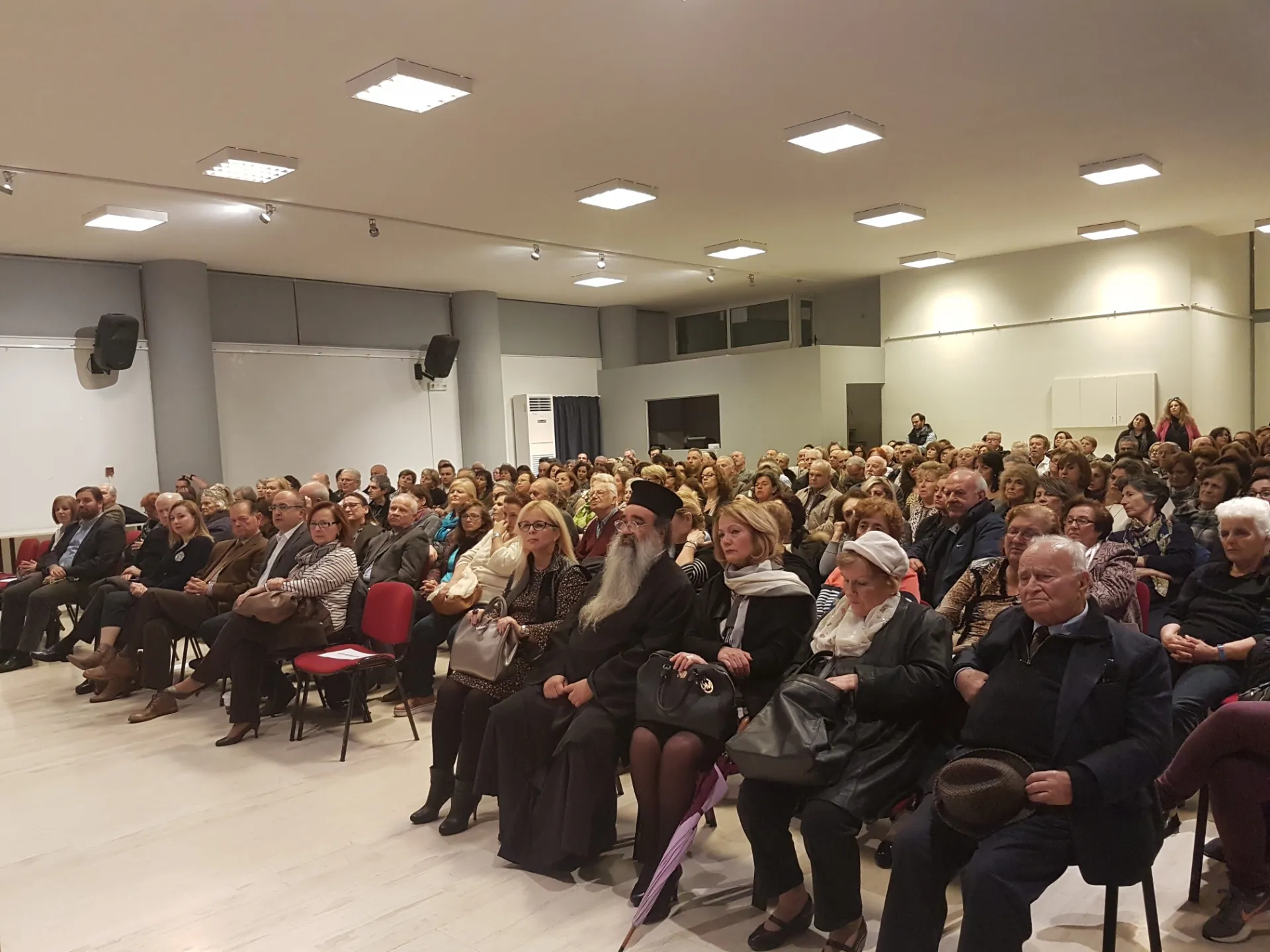 Δ.Ηρακλείου Αττιής: Εκατοντάδες πολιτών παρακολούθησαν την δράση για την κατάθλιψη