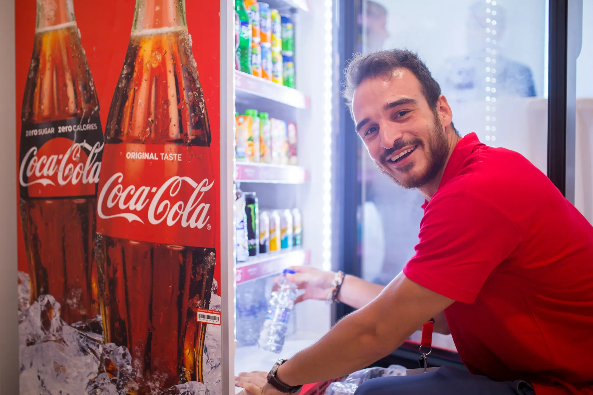 60 προσλήψεις εποχικών εργαζομένων από την Coca-Cola Τρία Έψιλον
