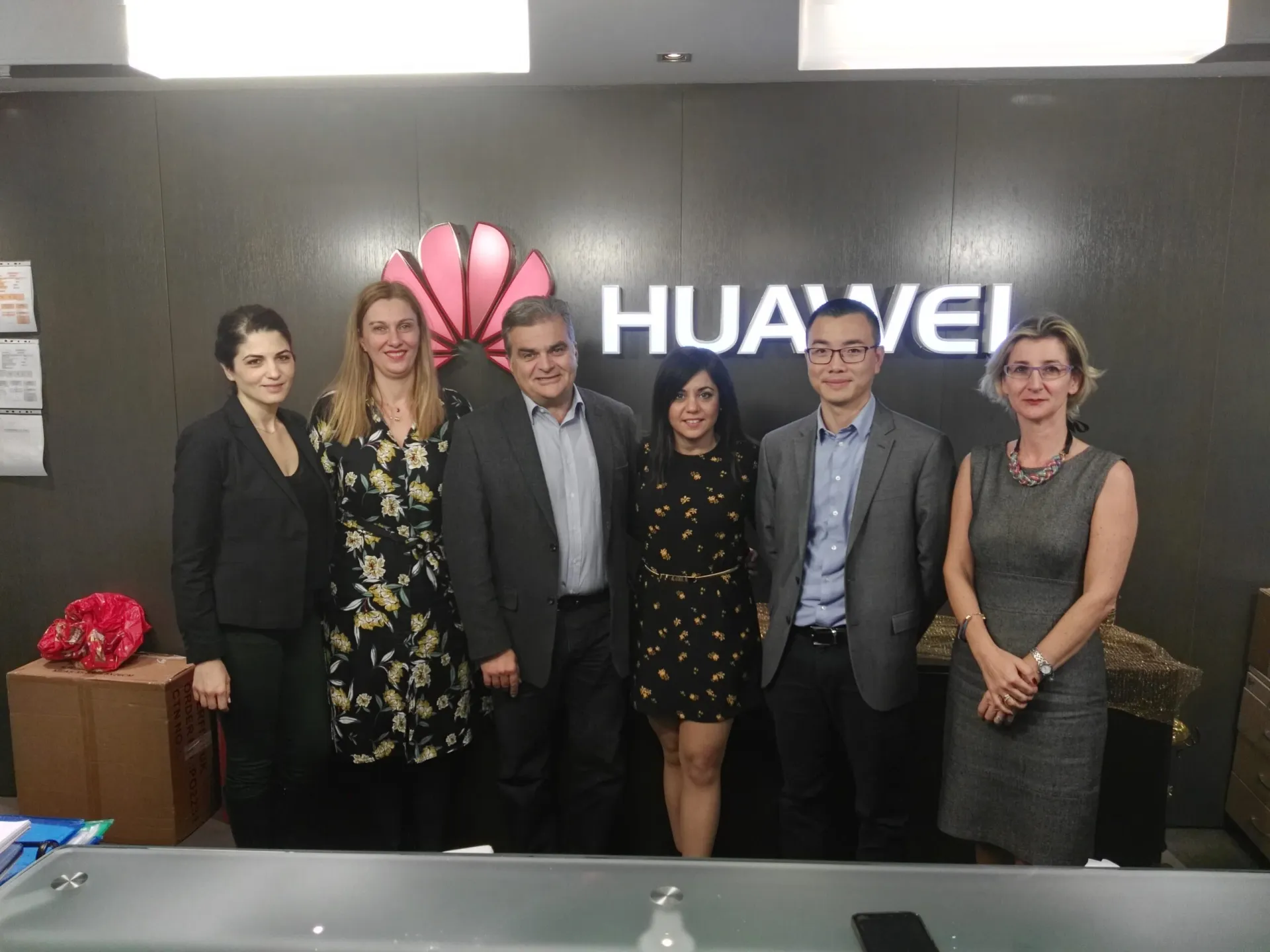 Η HUAWEI Ελλάδος στο πλευρό των Παιδικών Χωριών SOS