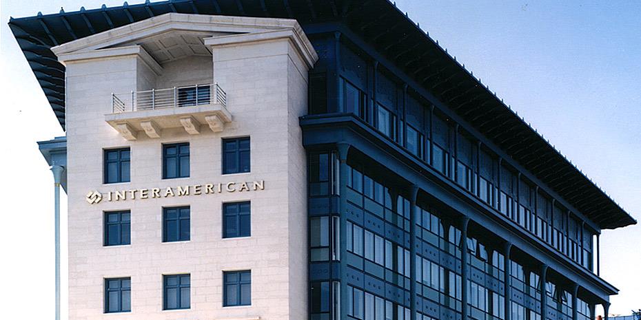 Interamerican: Με “ePostage” ολοκληρώνει το ψηφιακό γραφείο