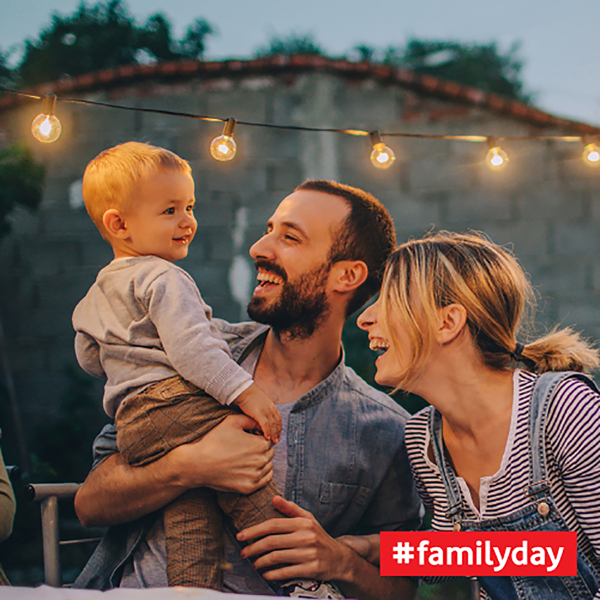 Η Vodafone στηρίζει την Ελληνική Οικογένεια