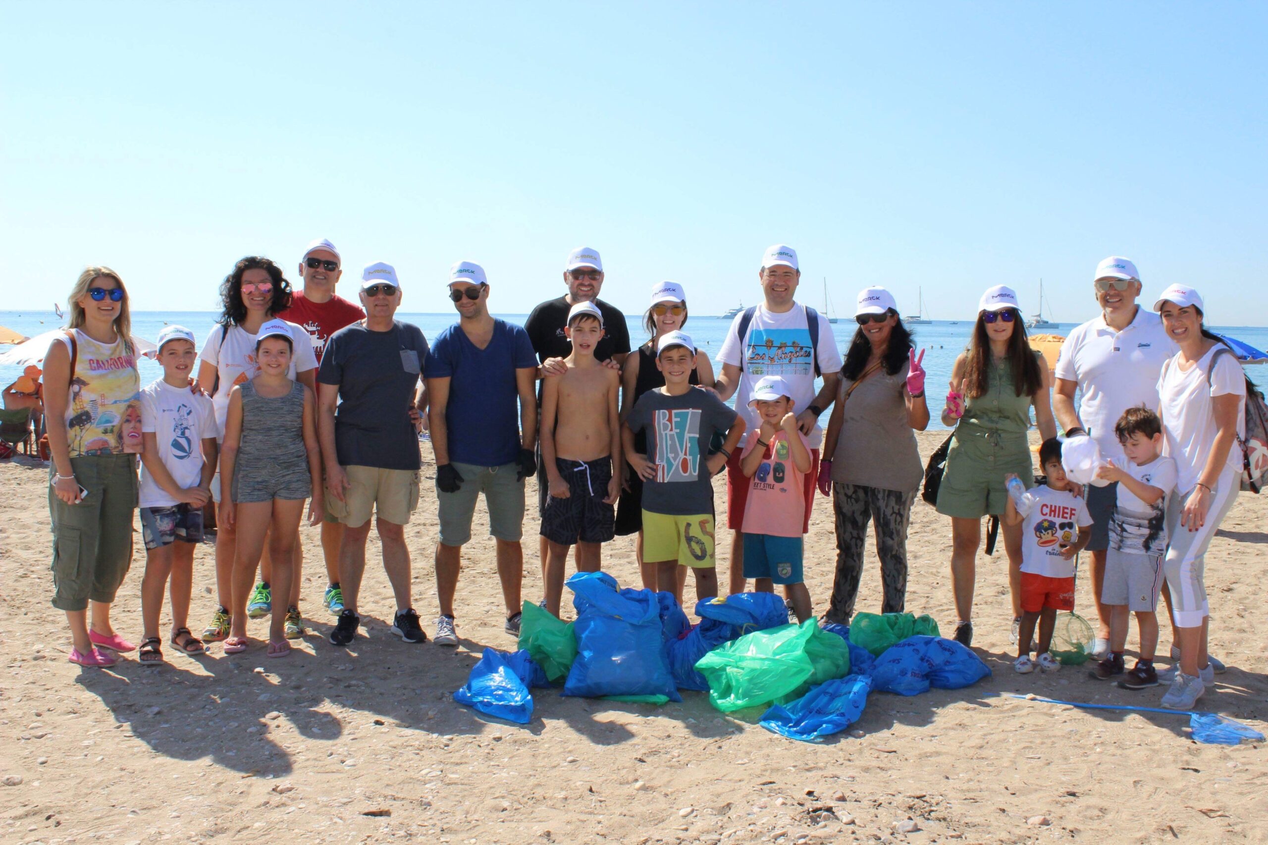 Μerck: Συμμετέχει στον Παγκόσμιο Εθελοντικό Καθαρισμό Ακτών