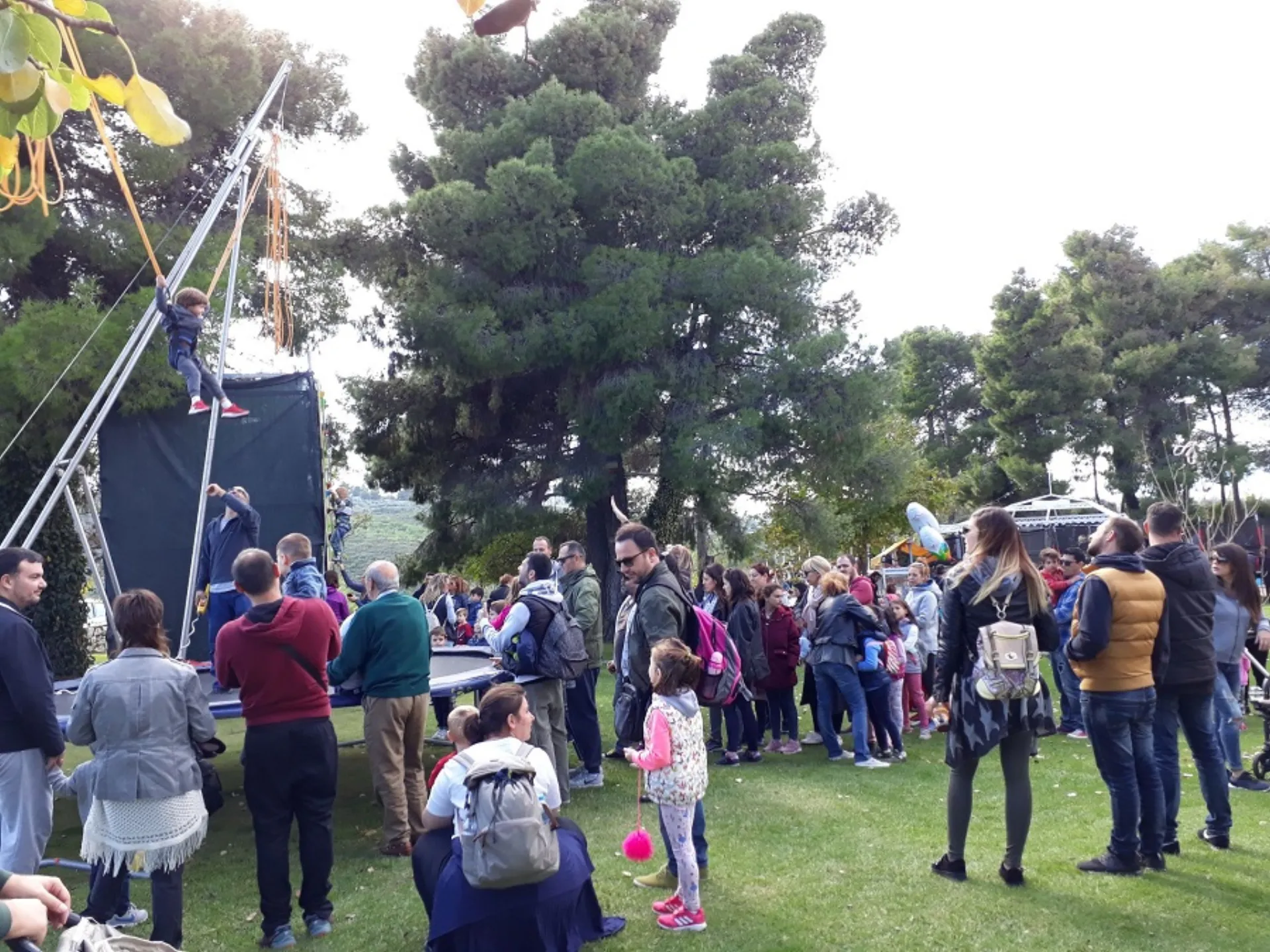 Μεγάλη συμμετοχή στο bazaar στο κτήμα Κοκοτού
