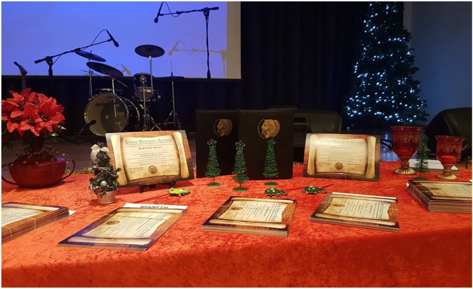 Τους νέους φοιτητές βραβεύει ο Δήμος Ηρακλείου Αττικής: Το μέλλον της πόλης τους ανήκει