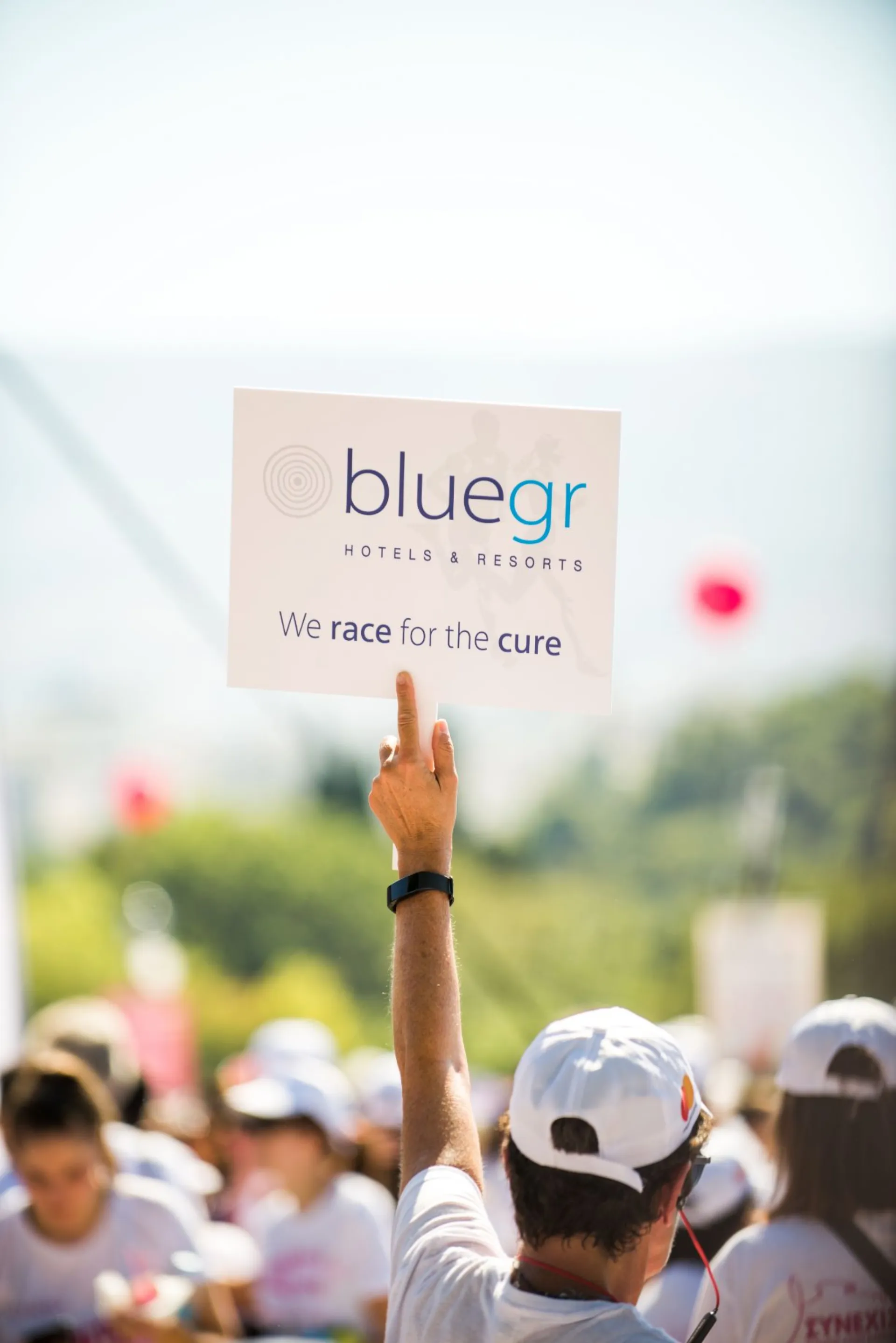 H bluegr Hotels & Resorts στο Greece Race for the Cure