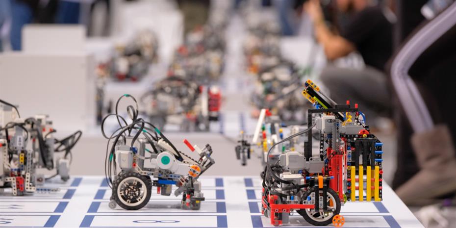 COSMOTE: Σημαντική ανάπτυξη ρομποτικής και STEM