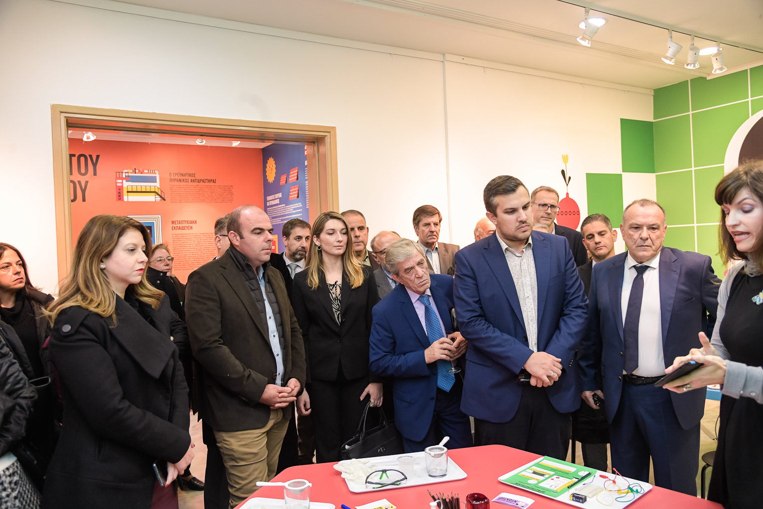 ΤΙΤΑΝ: Πρόγραμμα Ντόκτορ Γουάι με τον Δημόκριτο