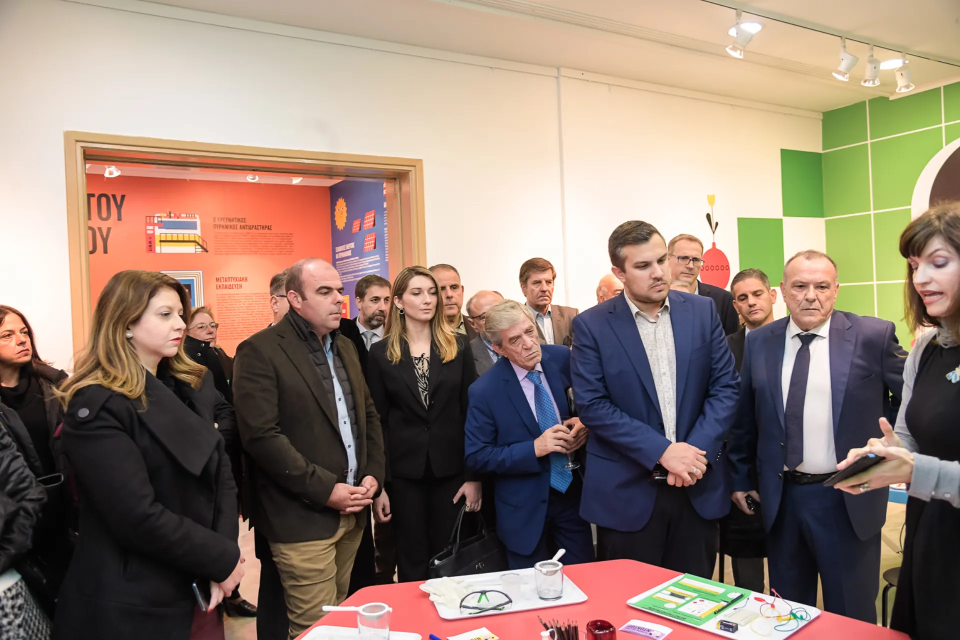 ΤΙΤΑΝ: Πρόγραμμα Ντόκτορ Γουάι με τον Δημόκριτο