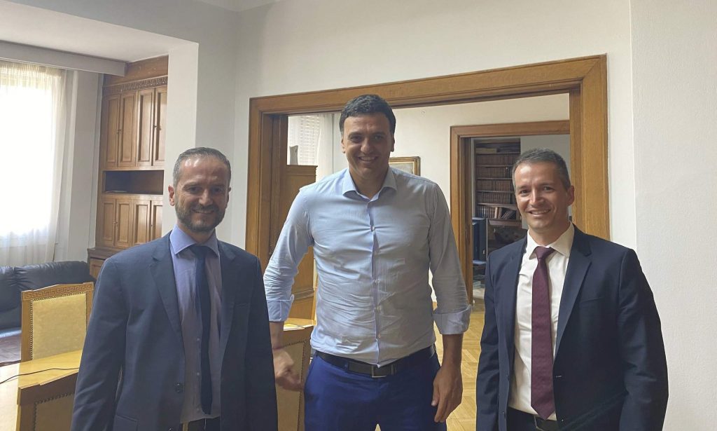 Kleemann: Παράδοση 21 κλινών ΜΕΘ στο Υπουργείο Υγείας