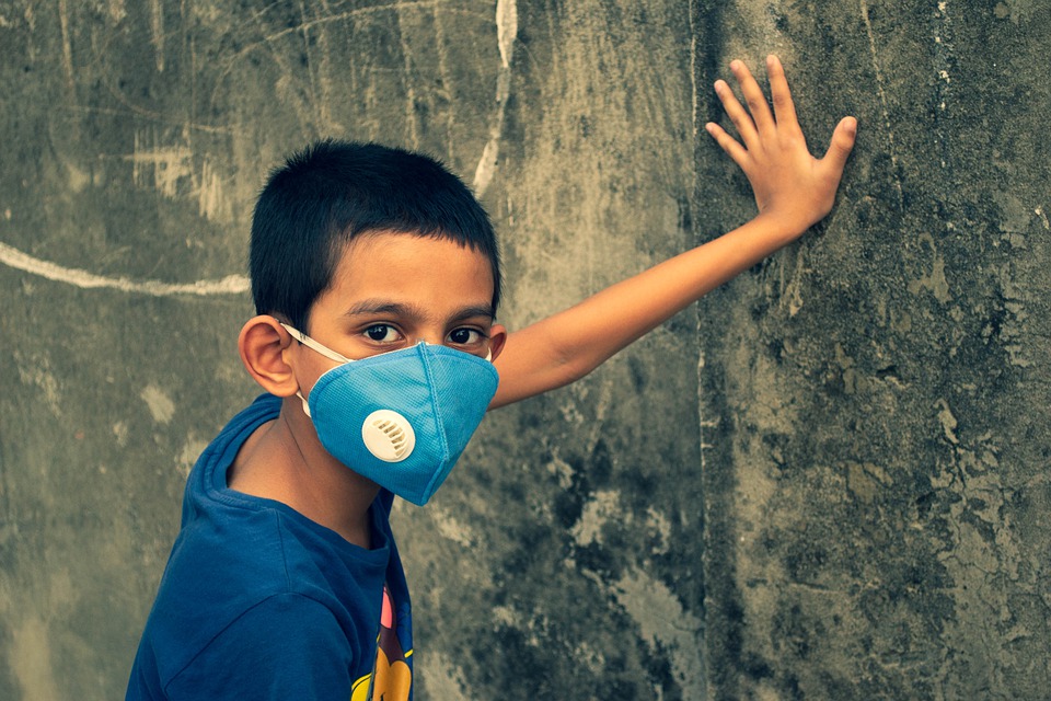 Διαδικτυακή εκπομπή από «Το Χαμόγελο του Παιδιού»