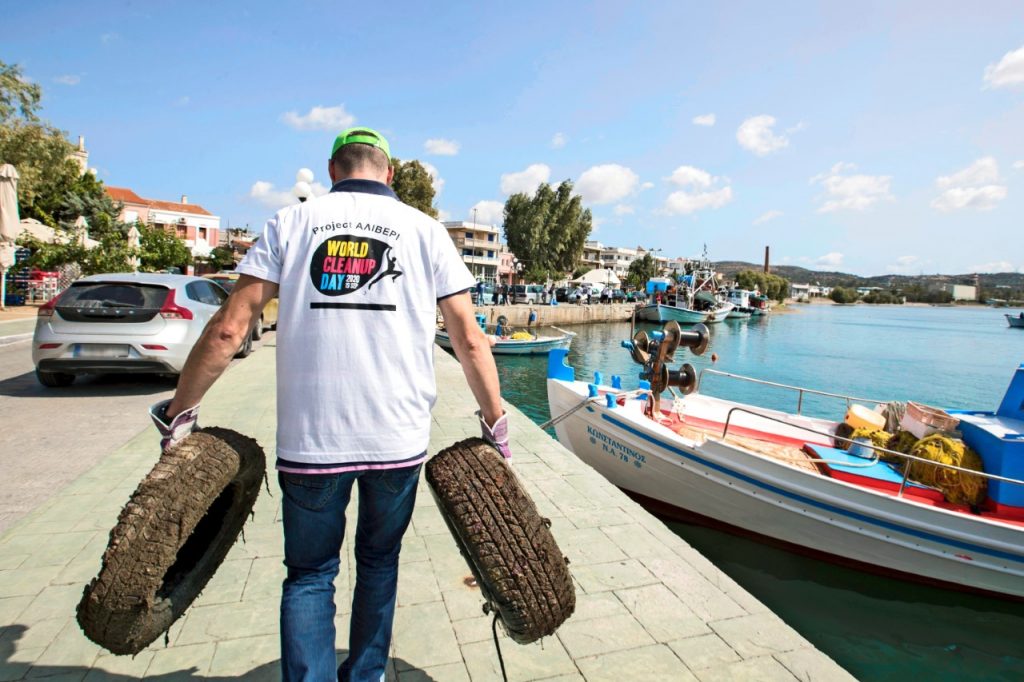 ΗΡΑΚΛΗΣ: Εθελοντική περιβαλλοντική δράση στο Αλιβέρι Ευβοίας
