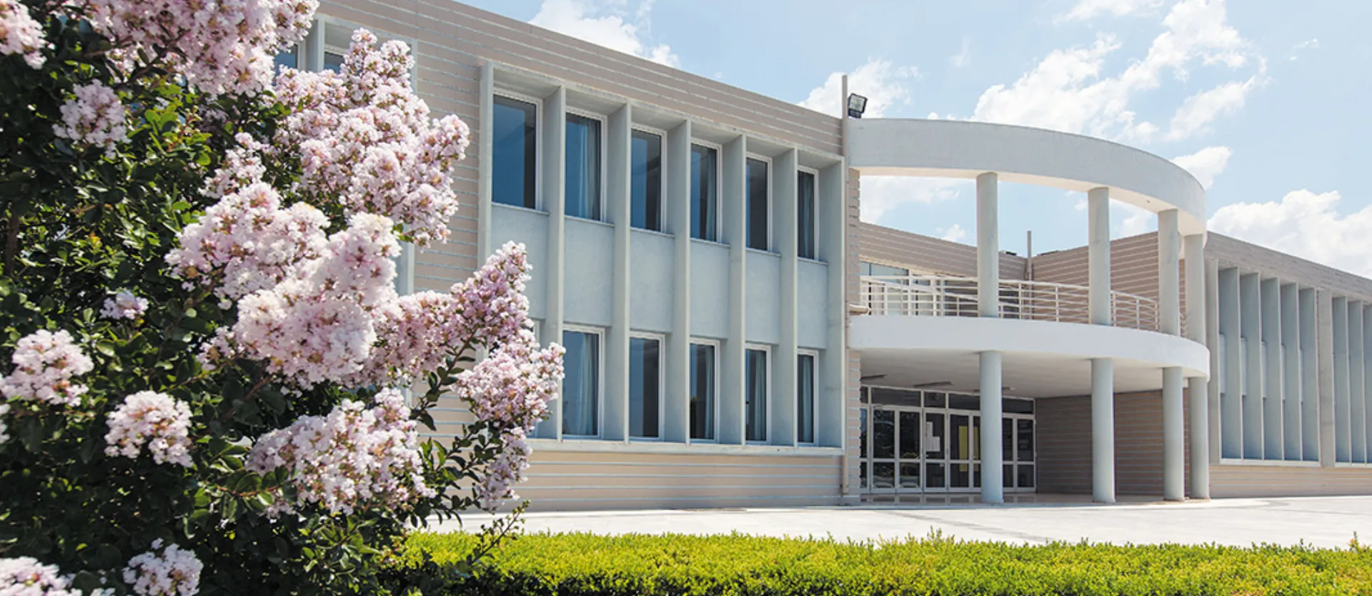 Εκπαιδευτήρια Ε. Μαντουλίδη: Ιατρικός εξοπλισμός  στο Ιπποκράτειο