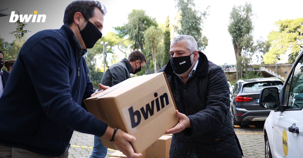 bwin: Δίπλα σε ηλικιωμένους και μοναχικούς