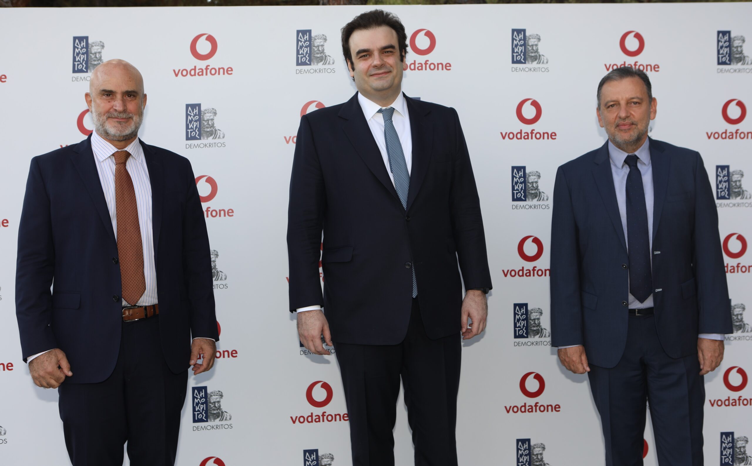 Δημόκριτος και Vodafone ενώνουν τις δυνάμεις τους