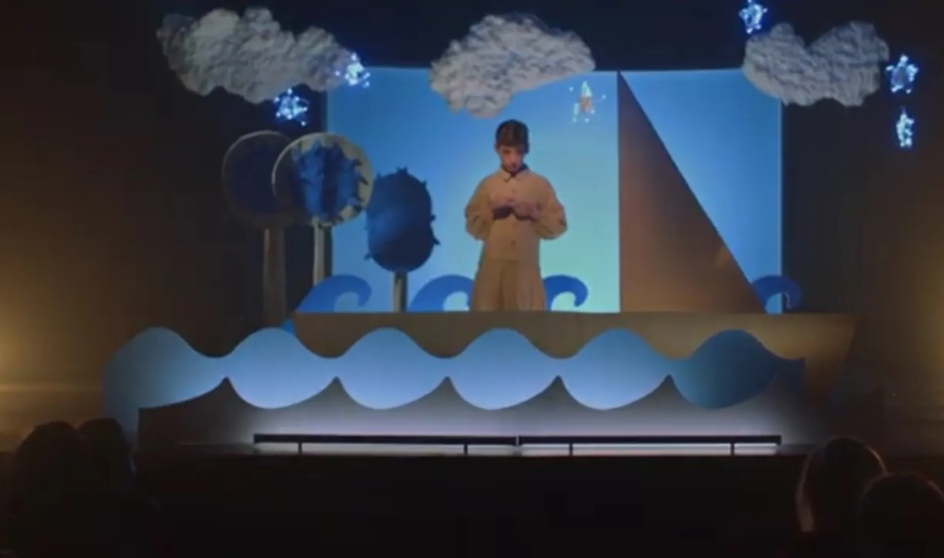 Κάθε ήρωας έχει μια Οδύσσεια, αλλά και μια ευχή: την Ιθάκη του!