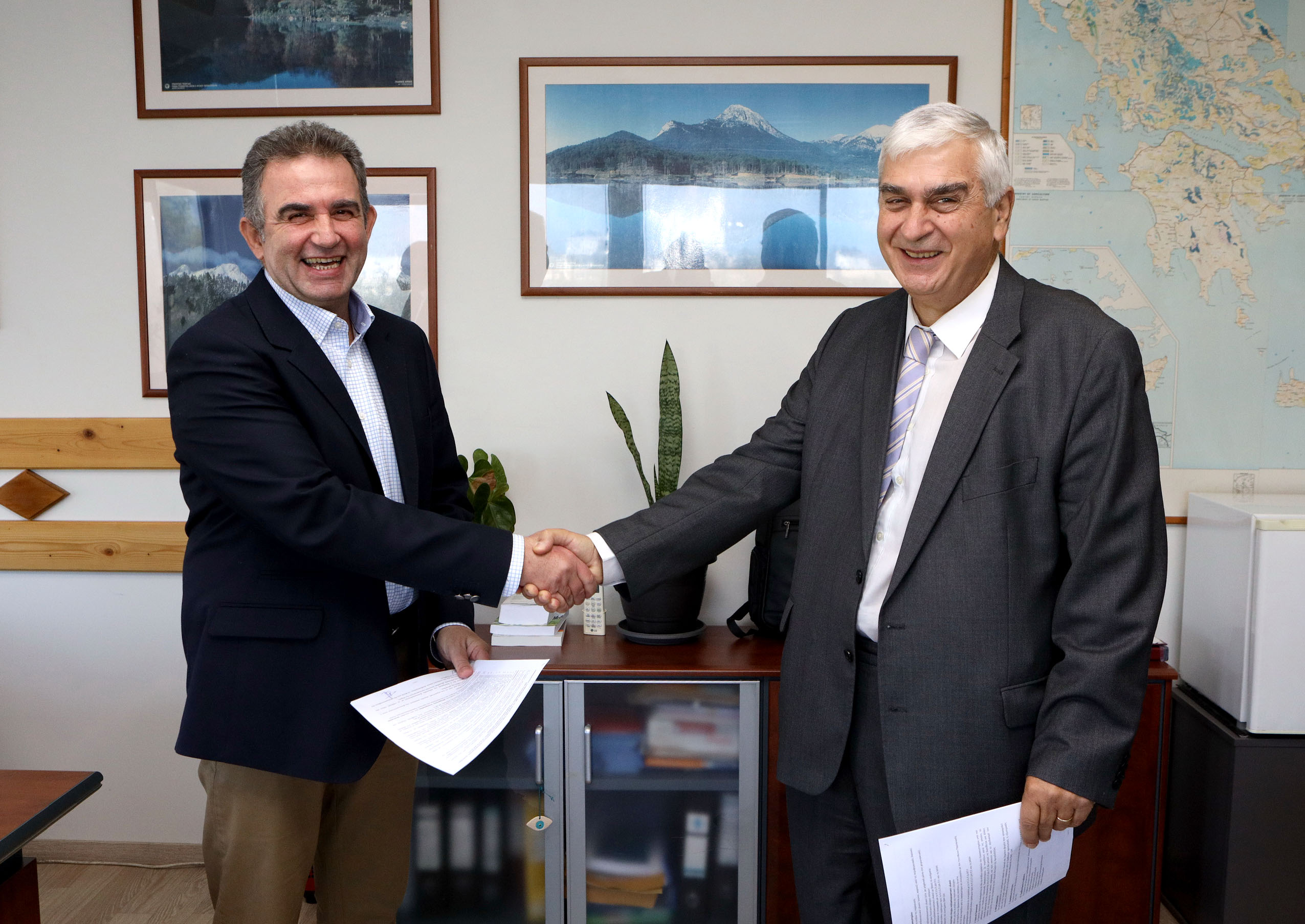 H Motor Oil υιοθετεί το δασικό εκκοκκιστήριο της Αμυγδαλέζας