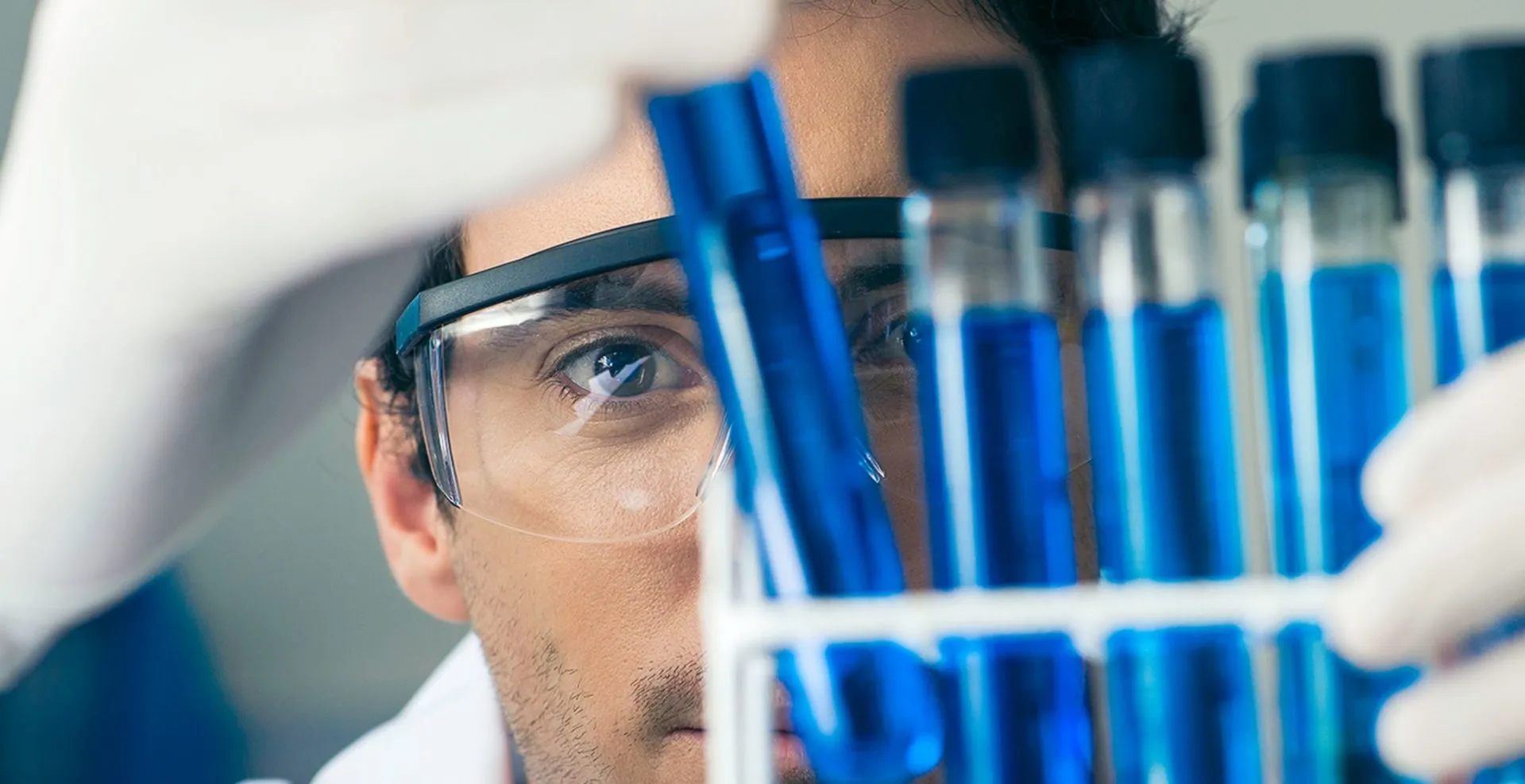 Η AbbVie υπογράφει τη Χάρτα Διαφορετικότητας