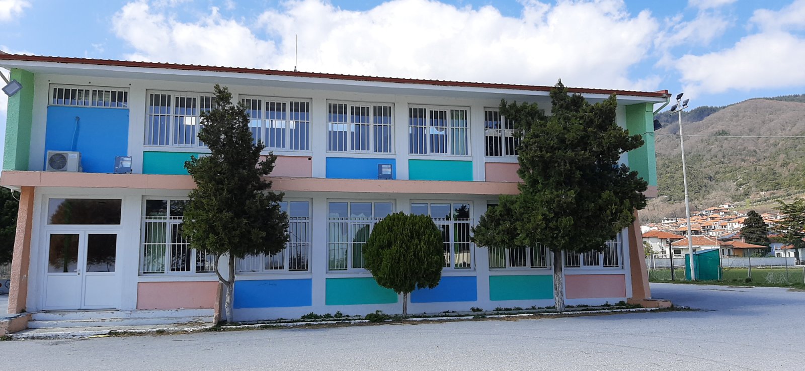 Ελληνικός Χρυσός: Εκτεταμένο πρόγραμμα ανακαίνισης σχολείων