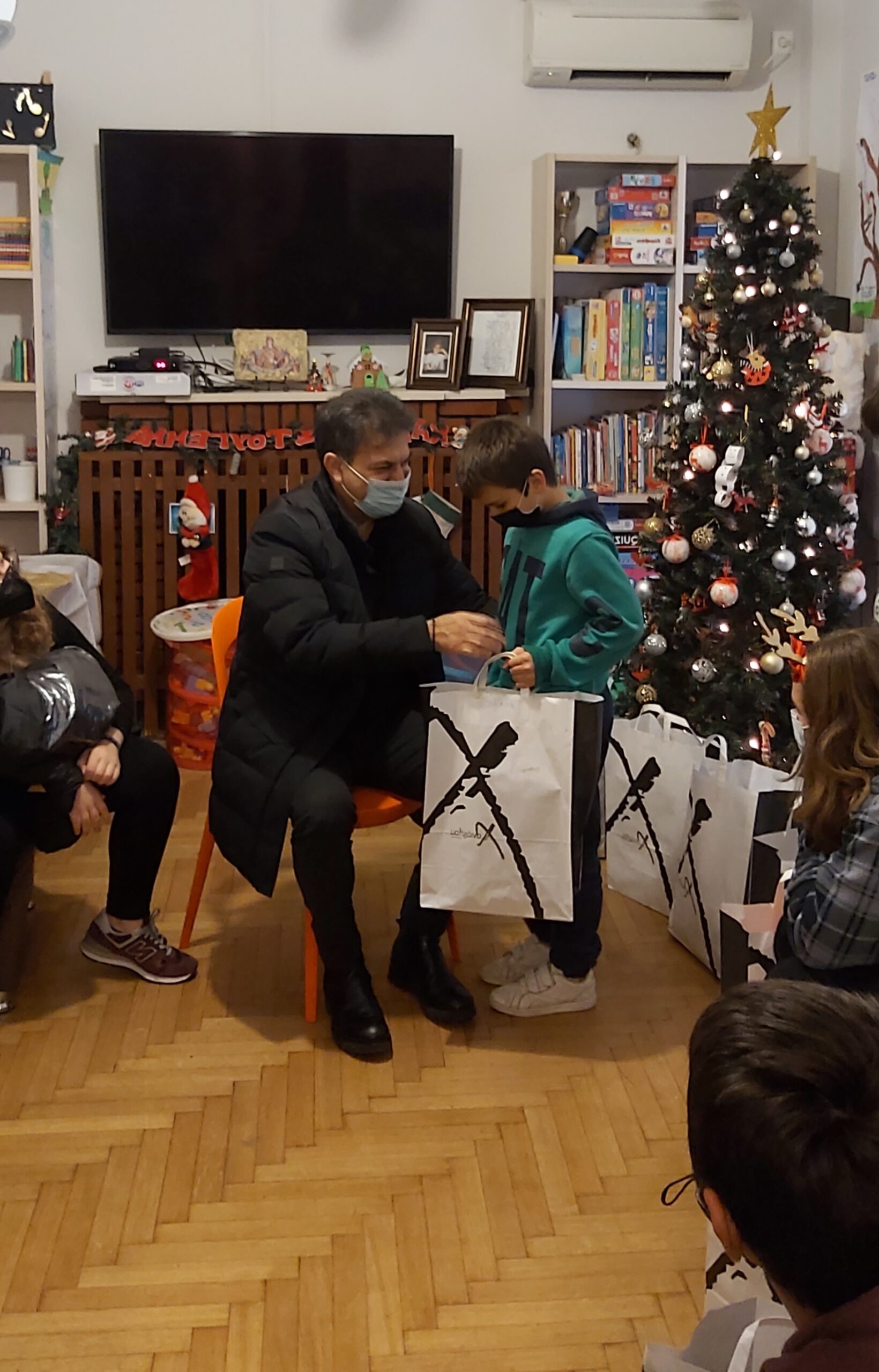 Αγγελάκης: Στηρίζει για ακόμη μία χρονιά το Σπίτι Ημερήσιας Φροντίδας