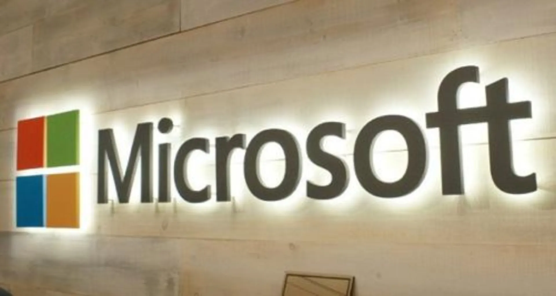 Μνημόνιο Συνεργασίας ΟΑΕΔ-Microsoft για ανάπτυξη ψηφιακών δεξιοτήτων