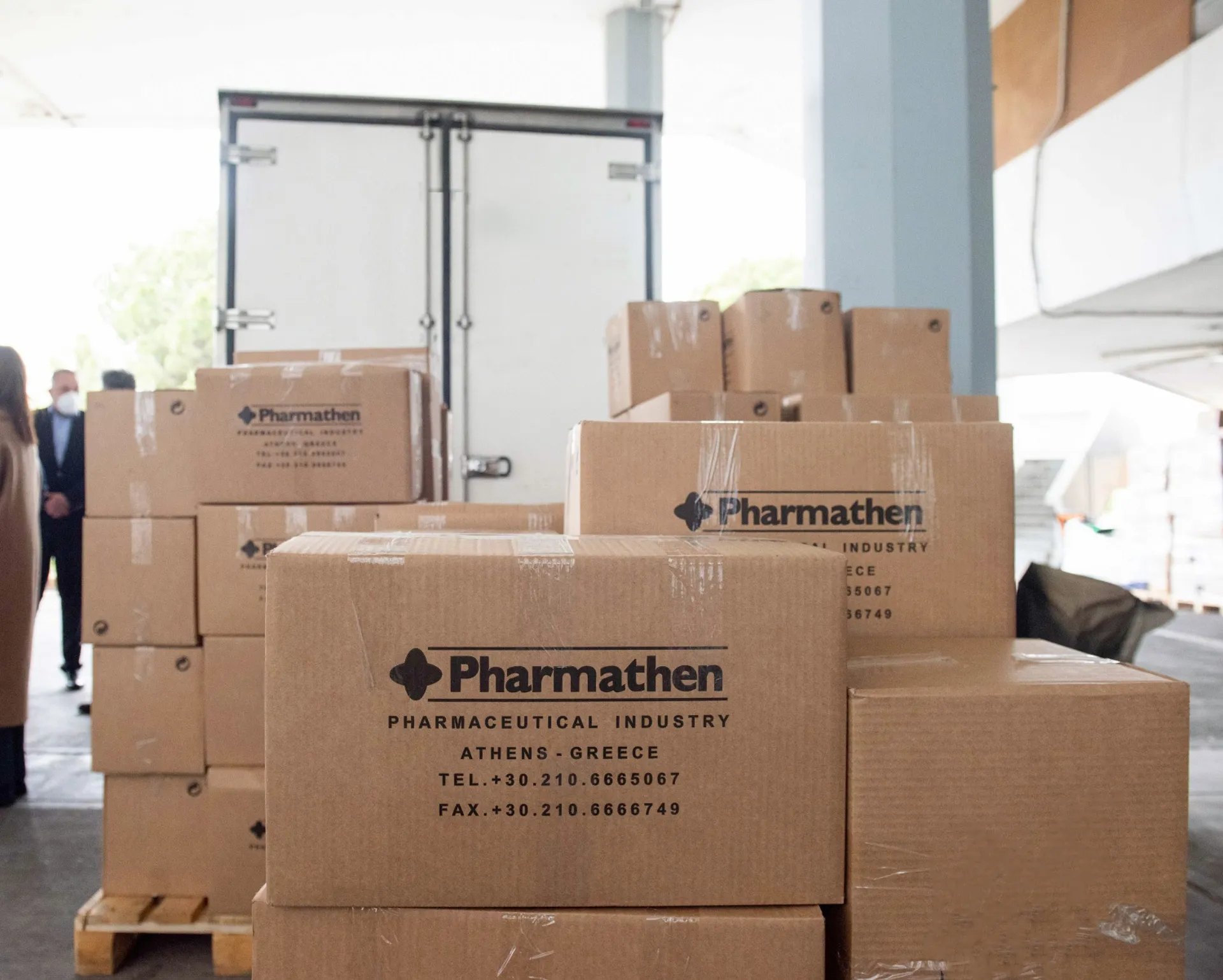 Pharmathen: Συνεργασία με την Πρεσβεία της Ουκρανίας