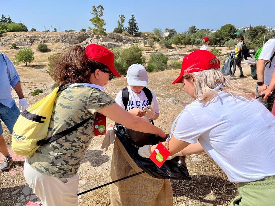 Οι άνθρωποι της Interamerican συμμετείχαν σε εθελοντικές δράσεις για το Περιβάλλον