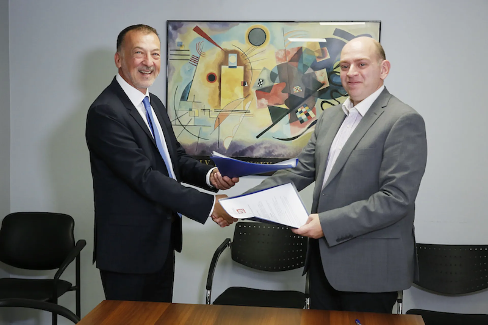 Μνημόνιο συνεργασίας BrainReGain-Ελληνισμός Εν Δράσει και ΑΠΕ-ΜΠΕ 