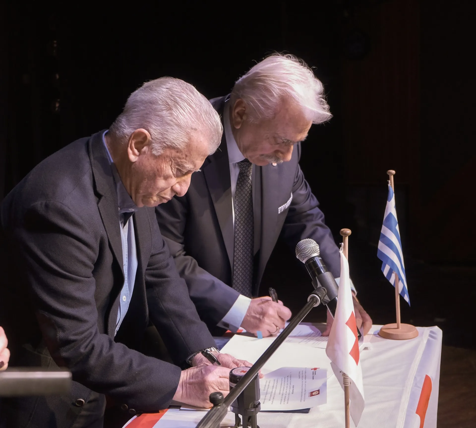 ΕΕΣ: Μνημόνιο συνεργασίας και αλληλοϋποστήριξης με το Δήμο Νέας Σμύρνης