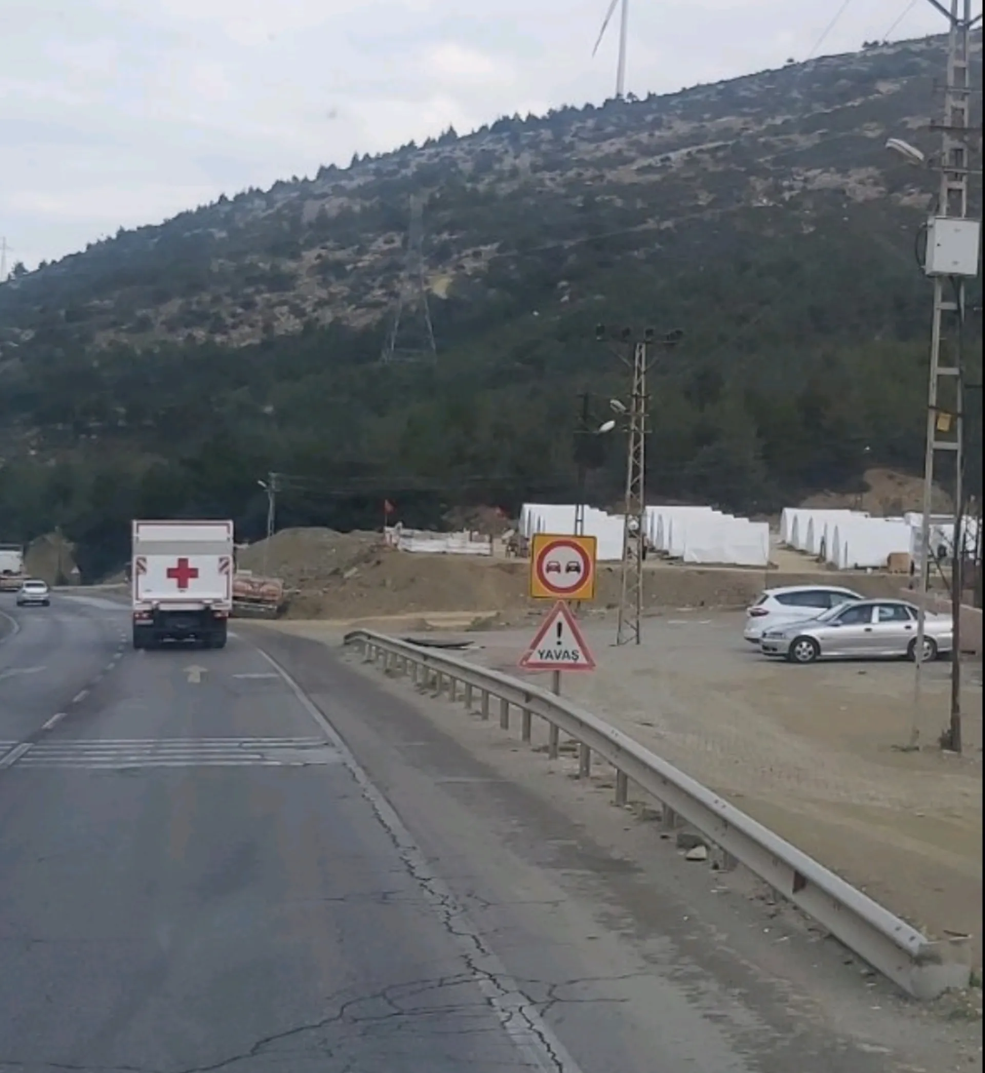 EEΣ: 3η ανθρωπιστική βοήθεια στο Μπελέν της Τουρκίας 