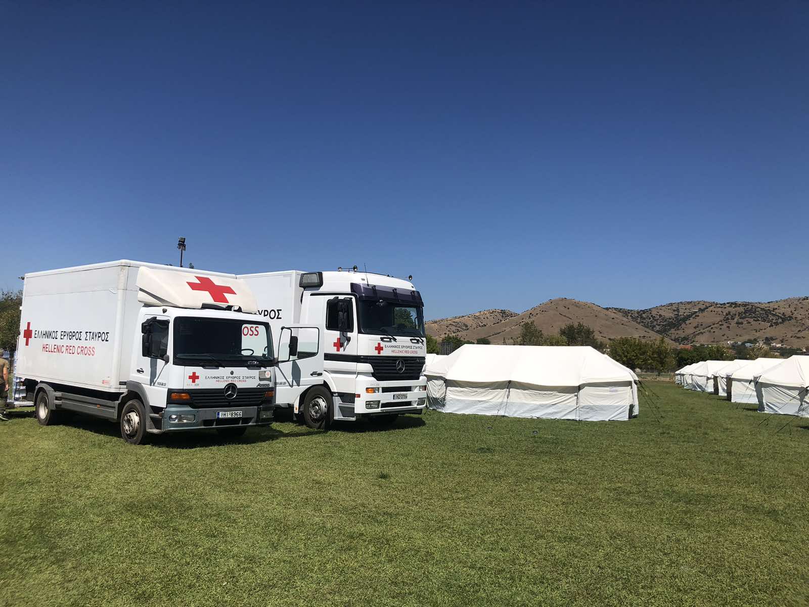 EEΣ: 300.000 μπουκάλια εμφιαλωμένο νερό για τους πλημμυροπαθείς