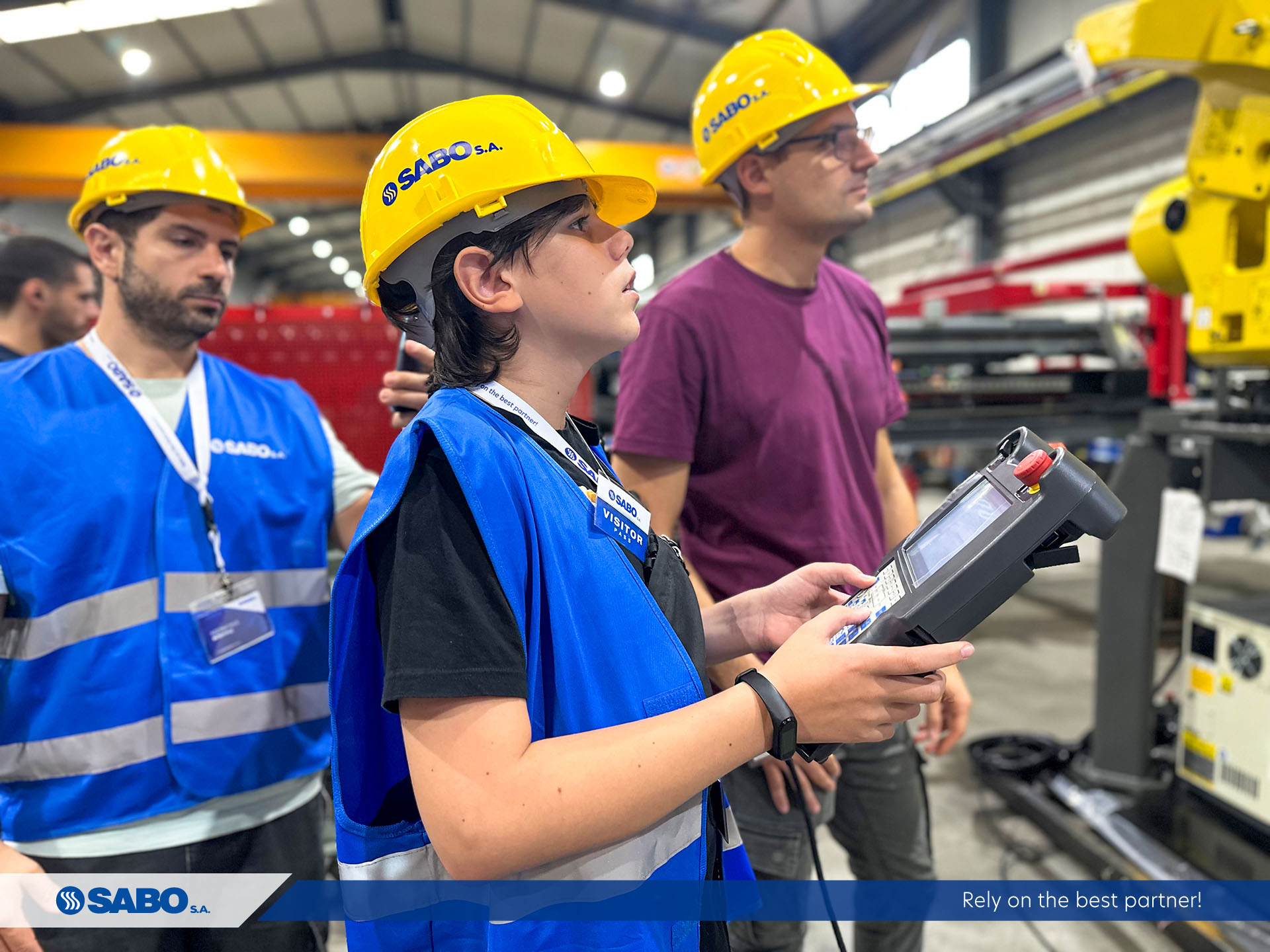 Επίσκεψη των νικητών του Ρομποτικού Διαγωνισμού MRC στη SABO