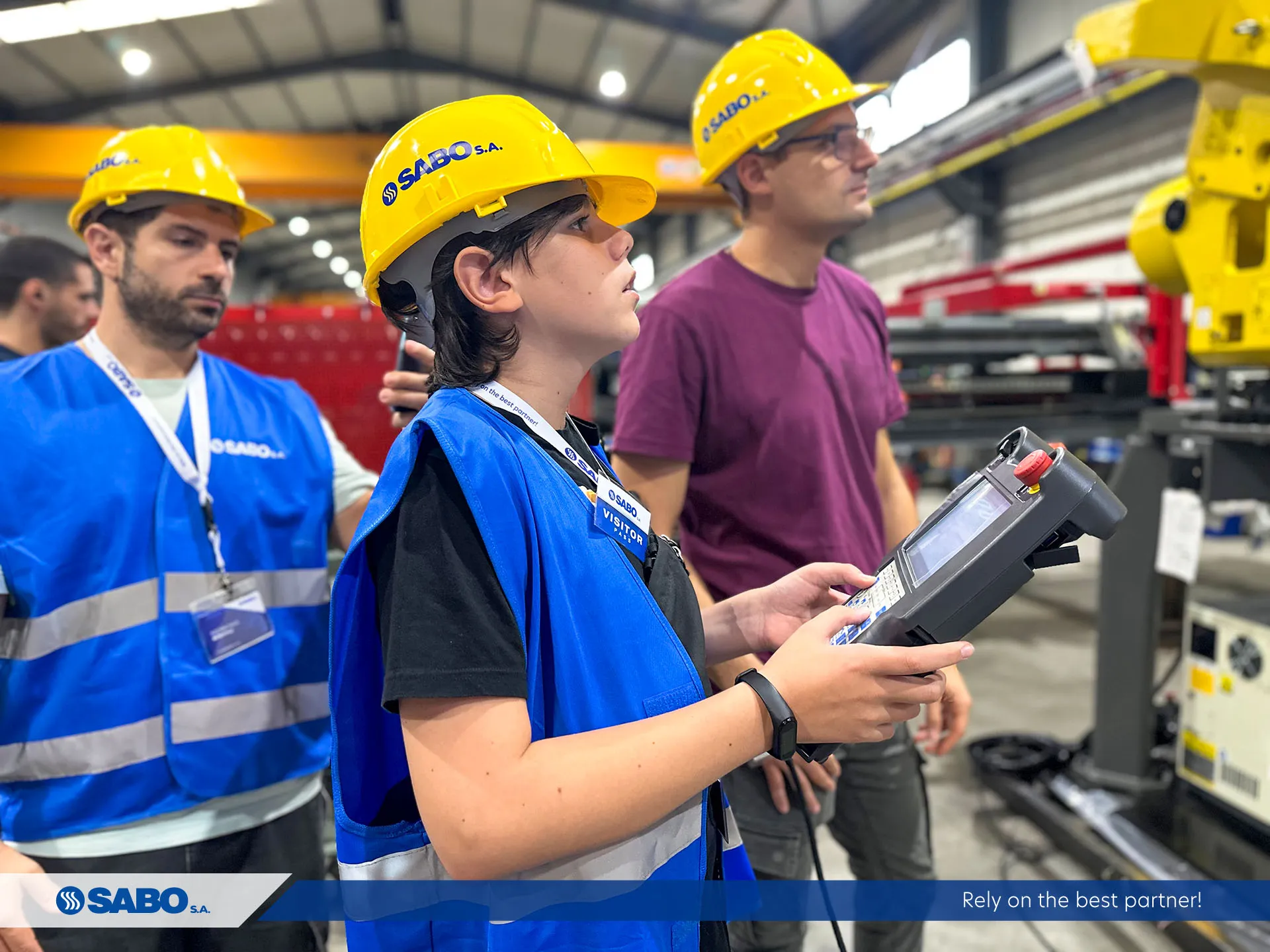 Επίσκεψη των νικητών του Ρομποτικού Διαγωνισμού MRC στη SABO