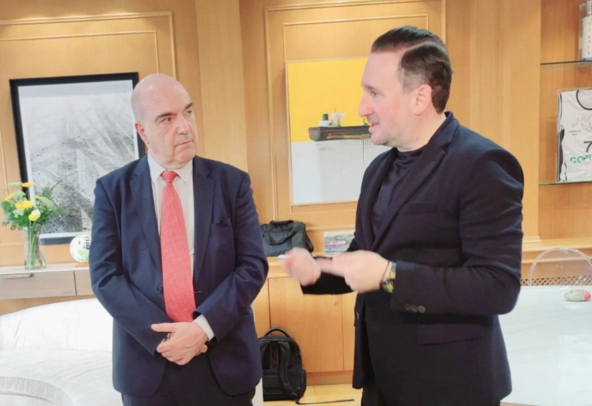 Δυο παιδιατρικές ΜΕΘ και θέρμανση σχολείων από την Gastrade