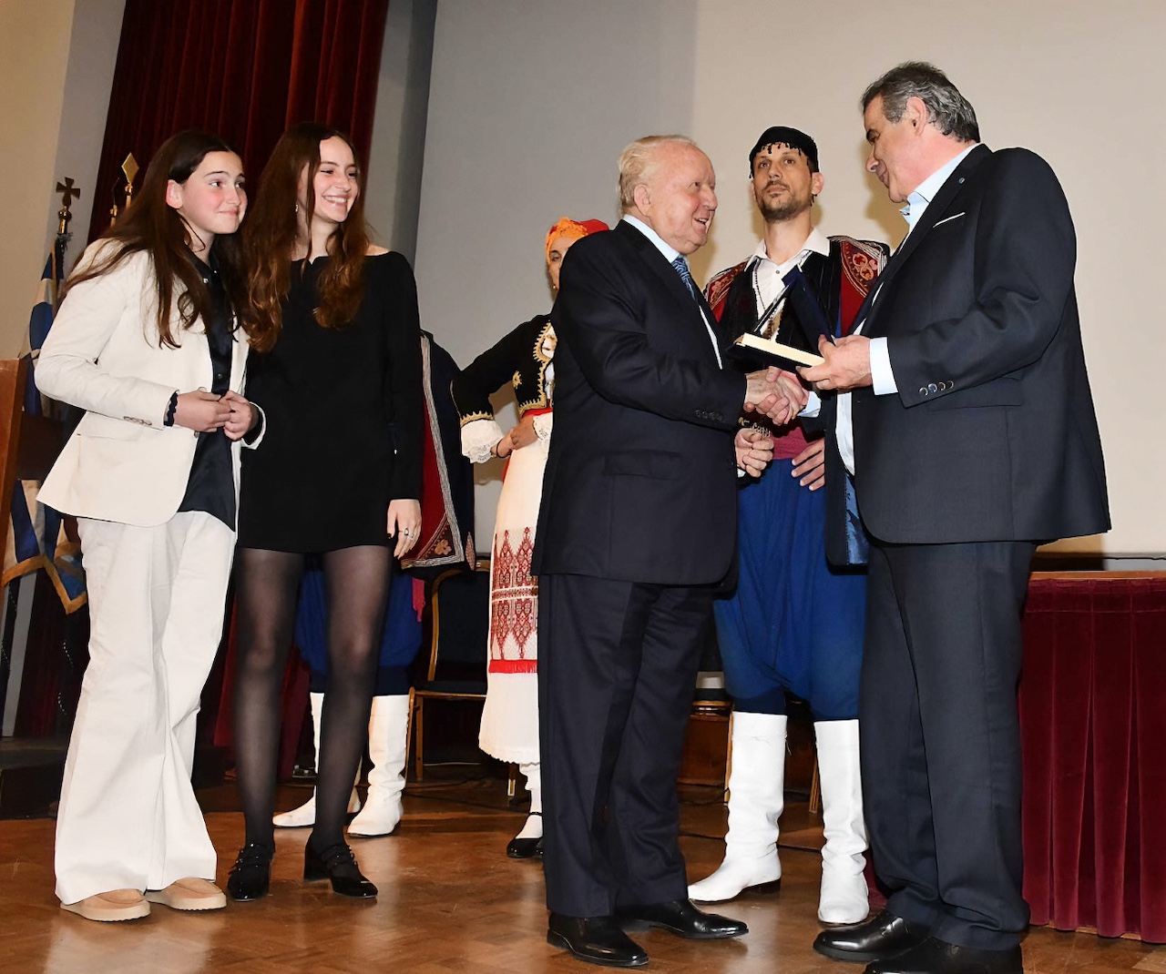 Αναγνώριση του έργου του Ν.Δασκαλαντωνάκη (Grecotel)