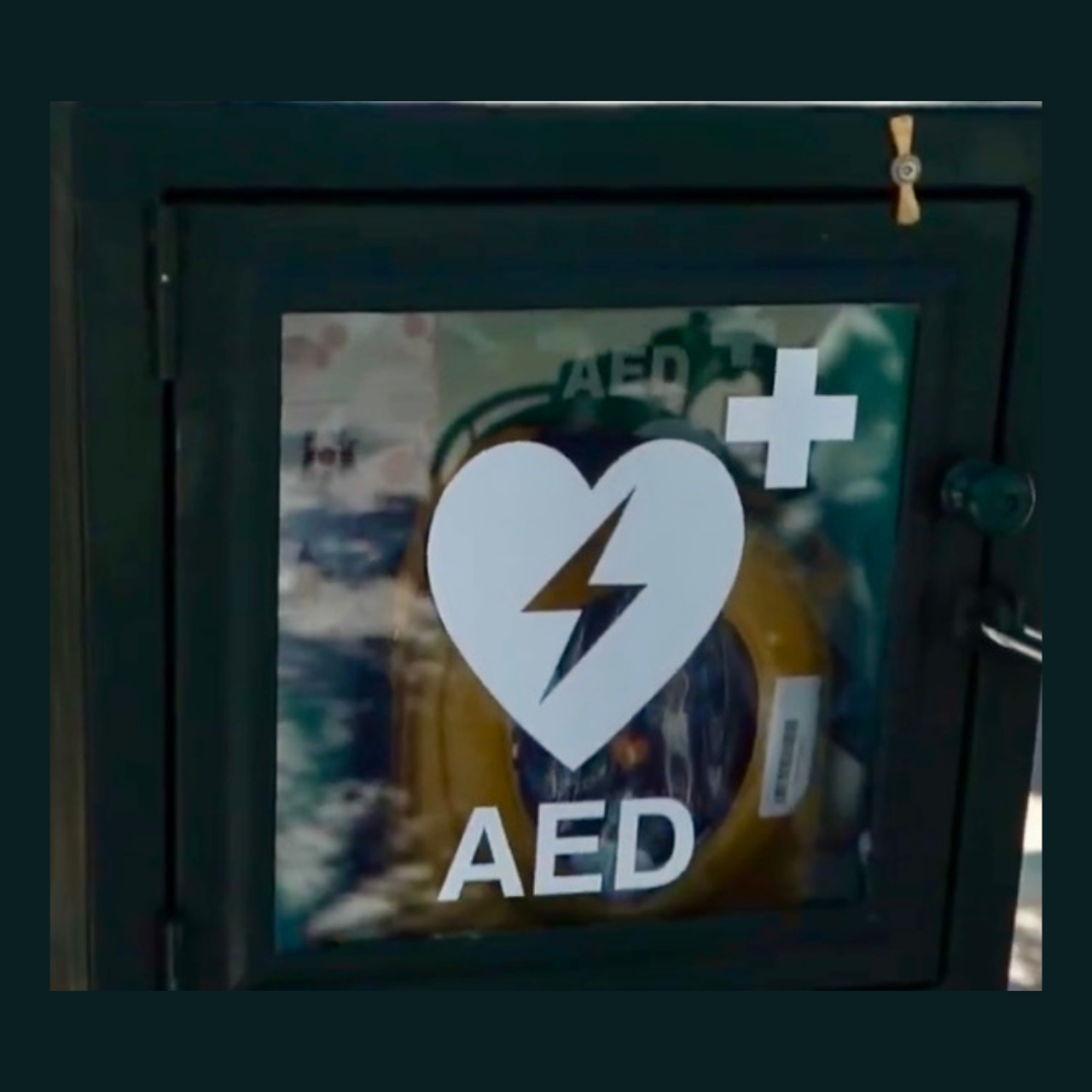 Δωρεά που σώζει ζωές από το Ούζο Βαρβαγιάννη στo Πλωμάρι