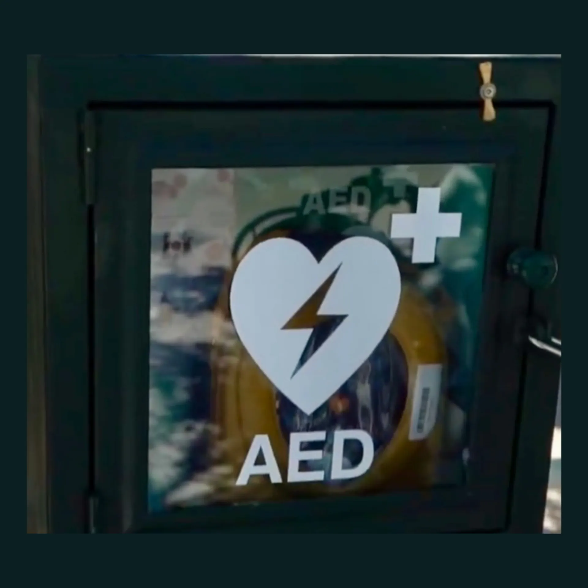 Δωρεά που σώζει ζωές από το Ούζο Βαρβαγιάννη στo Πλωμάρι