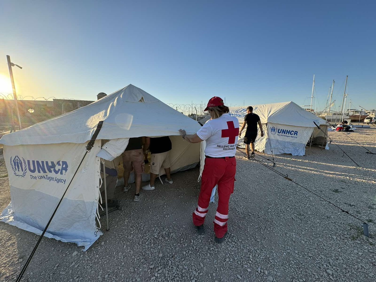 EEΣ: Βοήθησε στον καταυλισμό για τους μετανάστες στην Ρόδο