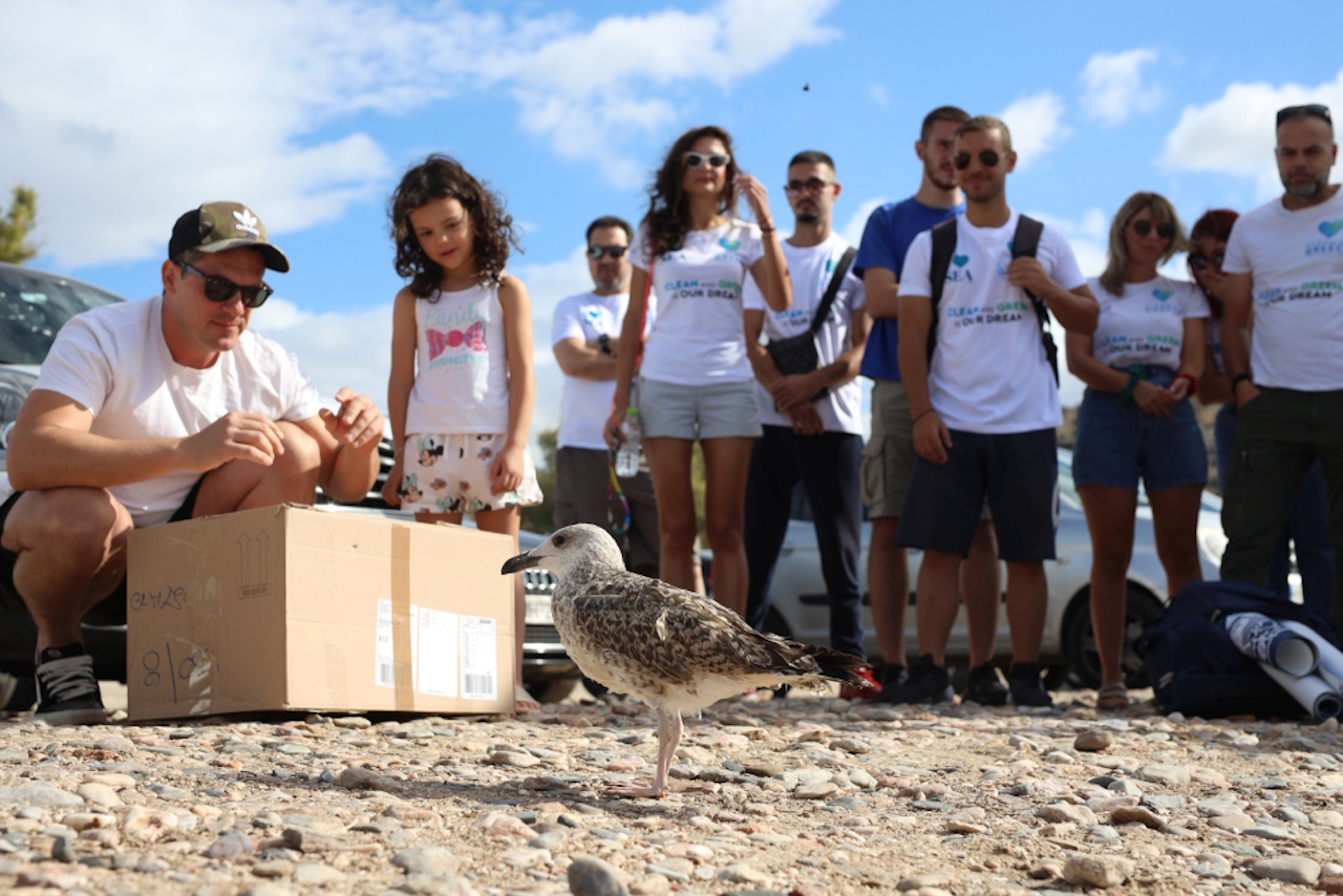 Όμιλος Σαρακάκη: 400 κιλά απορριμμάτων & 2.800 αποτσίγαρα